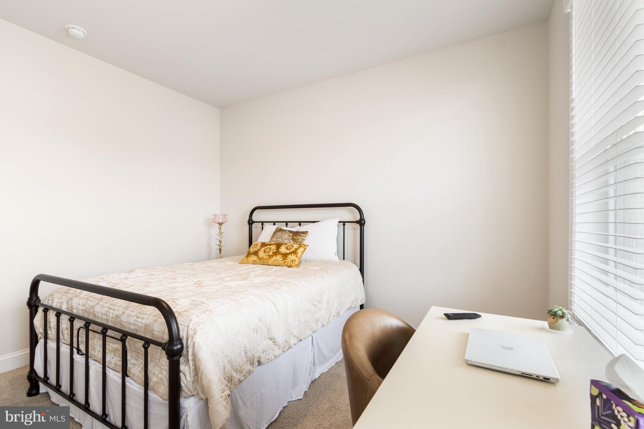 HEADWATER COVE - Residential