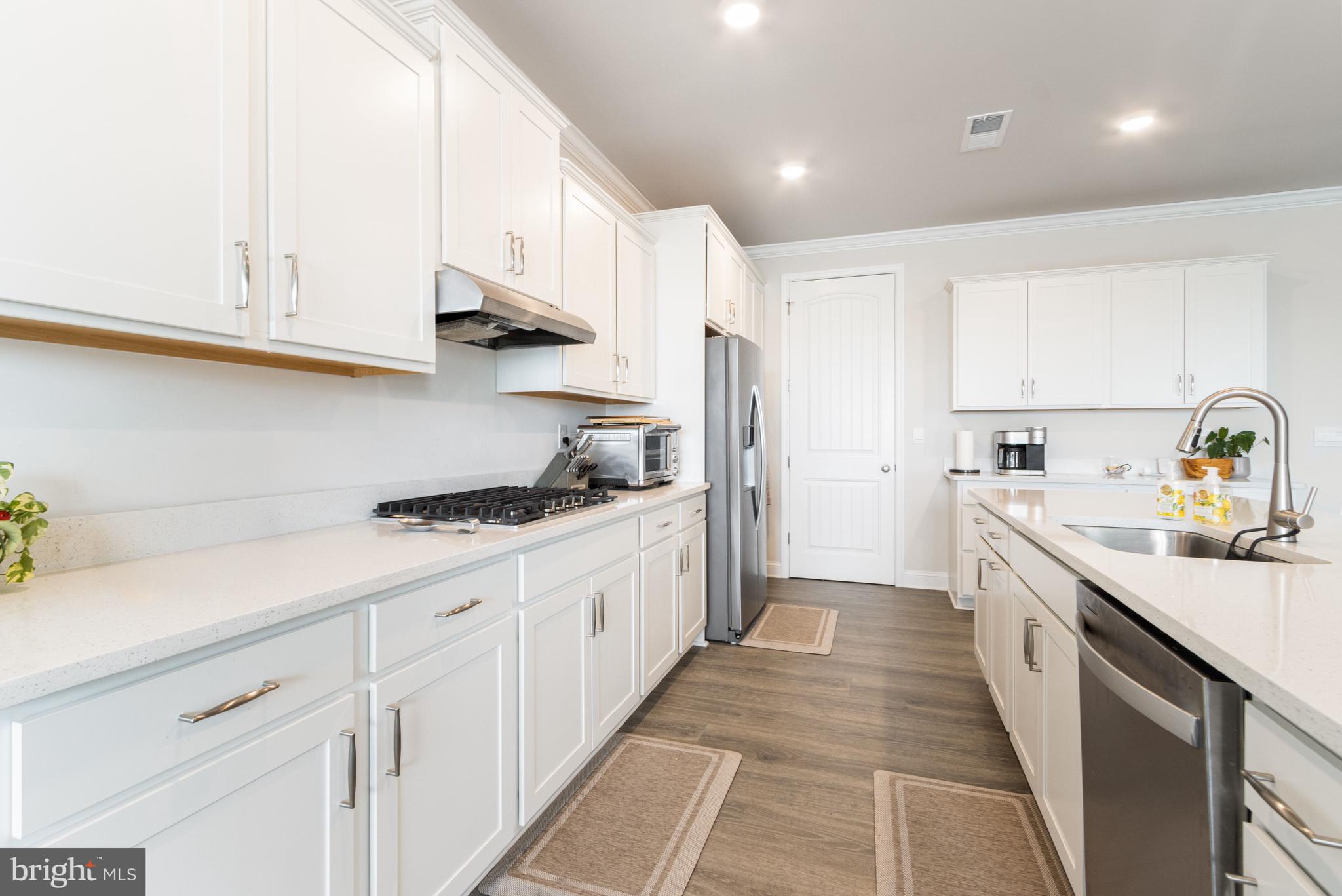 HEADWATER COVE - Residential