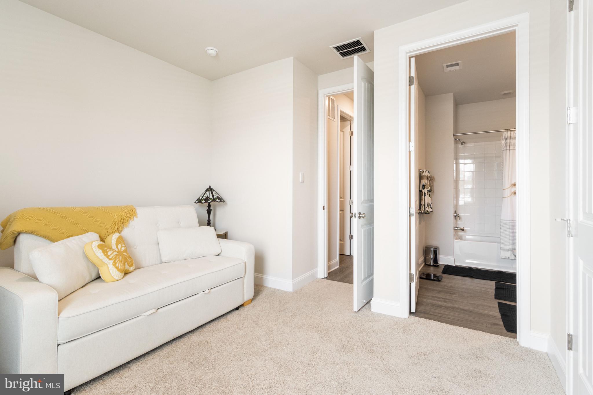 HEADWATER COVE - Residential