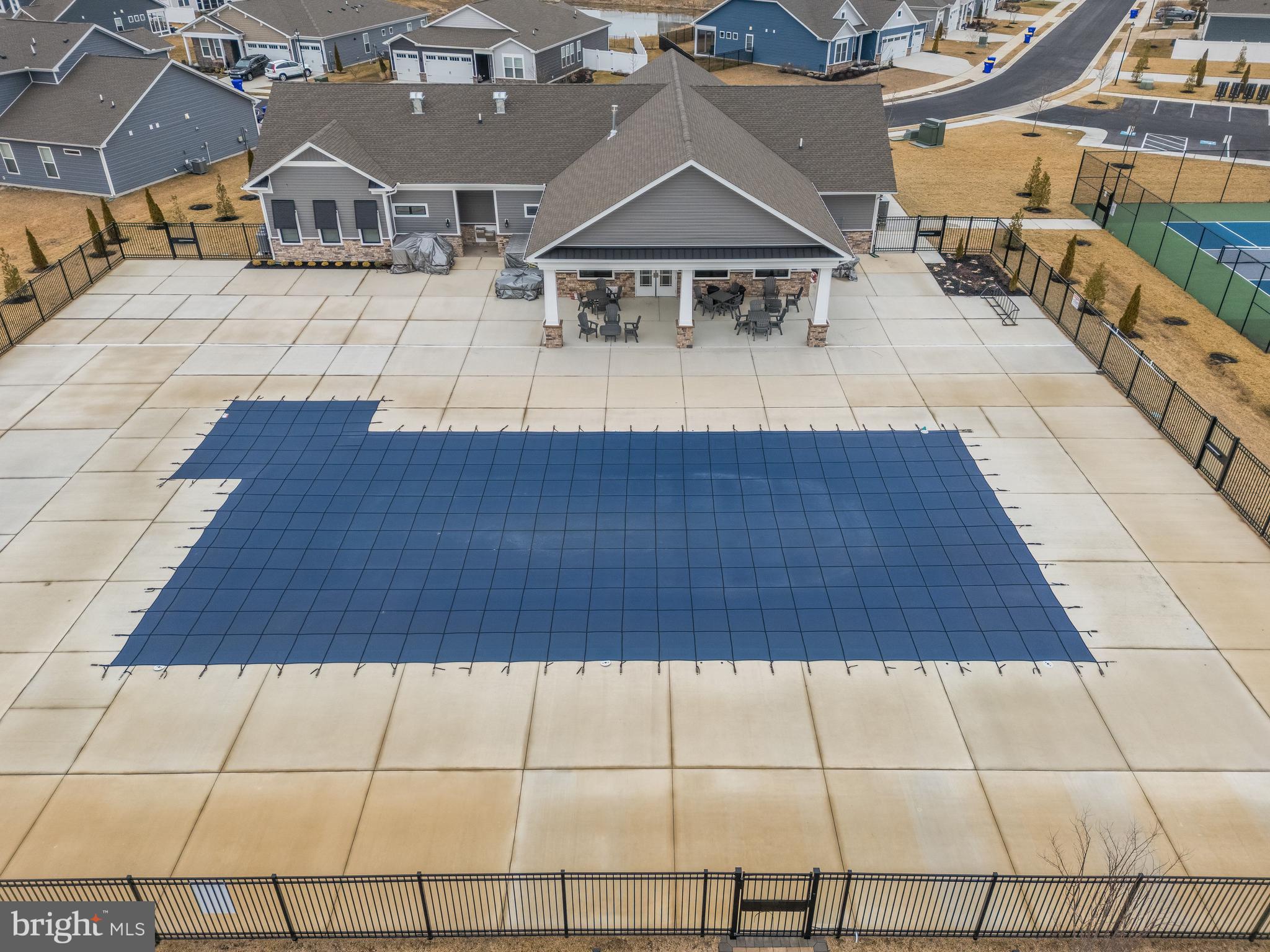 HEADWATER COVE - Residential