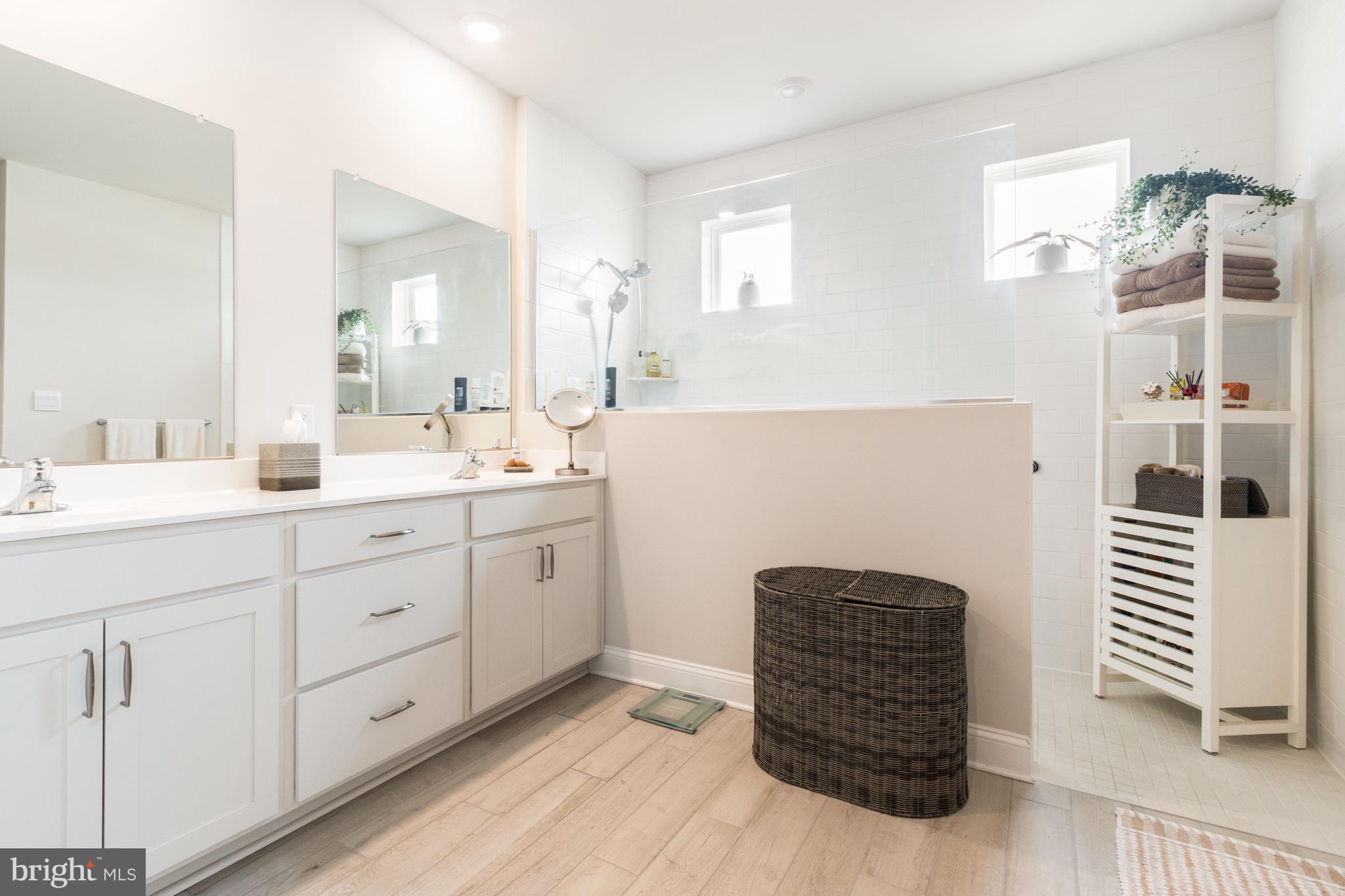 HEADWATER COVE - Residential
