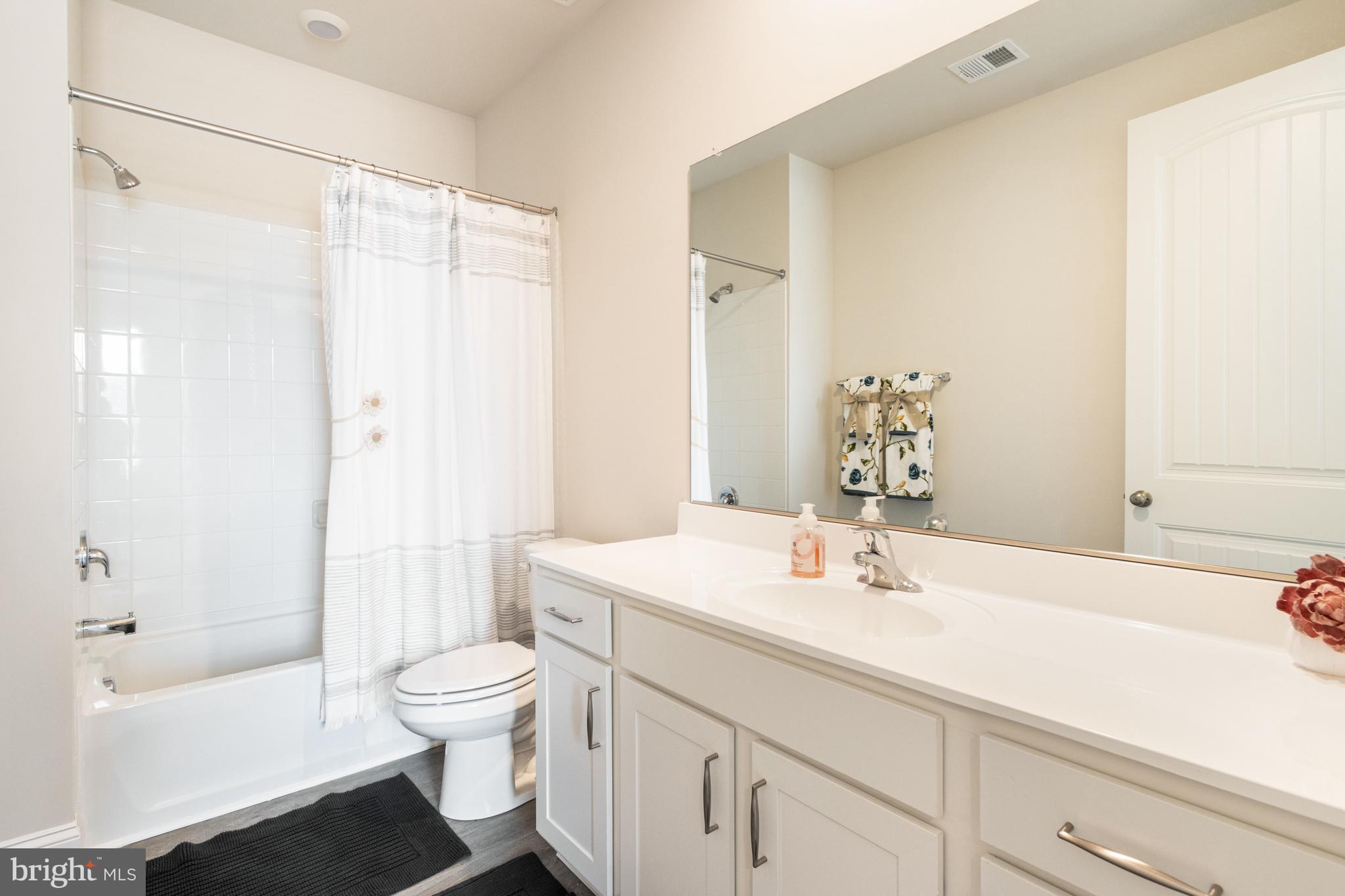 HEADWATER COVE - Residential
