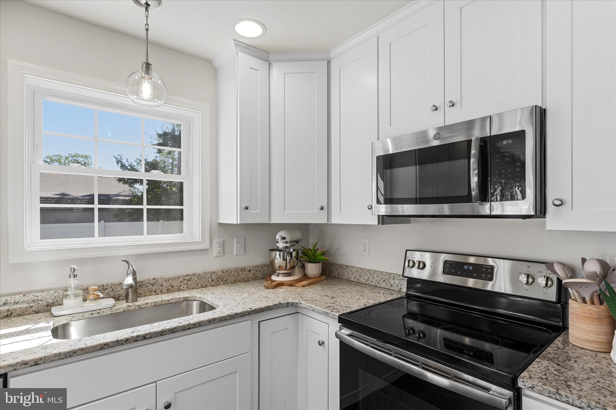 BLACKWATER VILLAGE - Residential