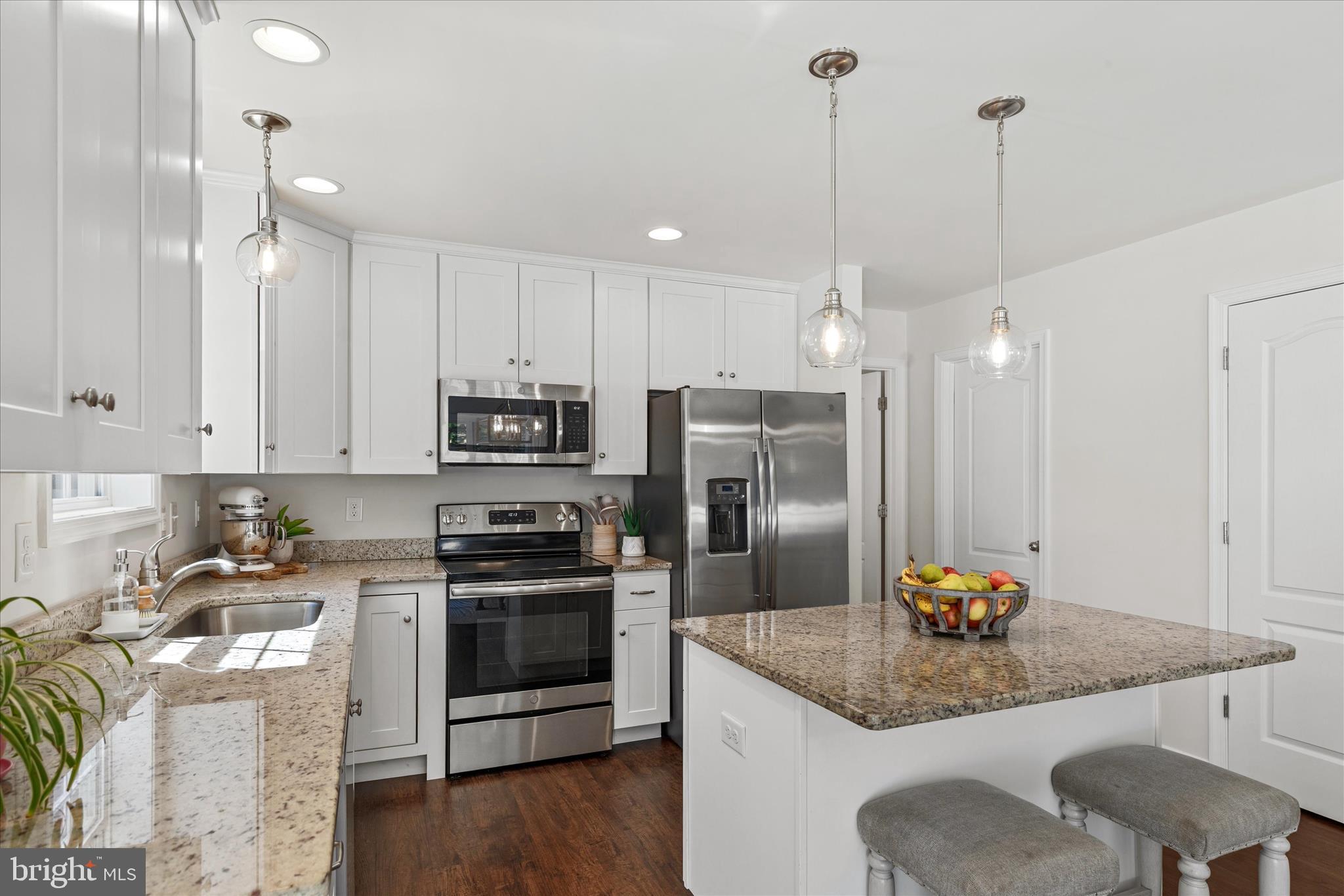 BLACKWATER VILLAGE - Residential
