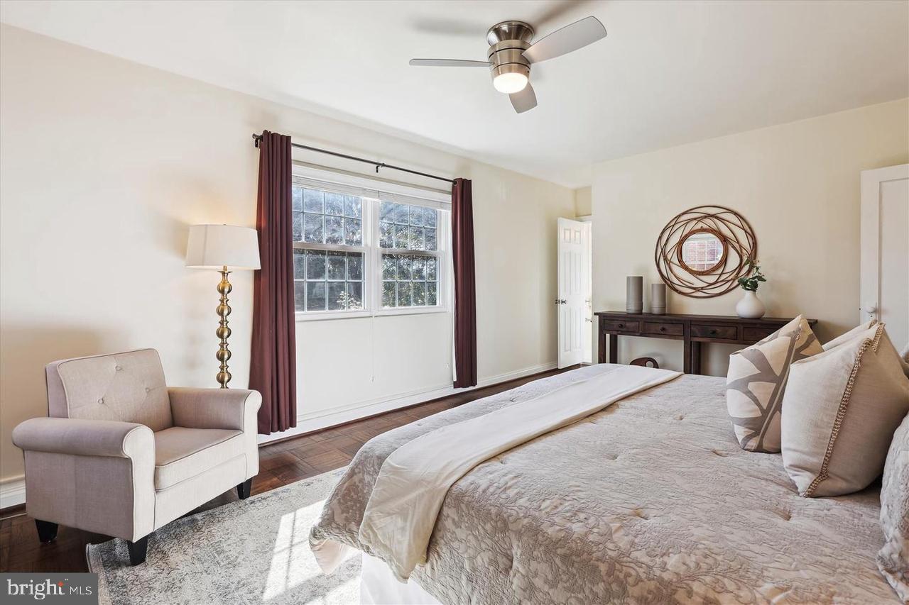 PARKFAIRFAX - Residential Lease