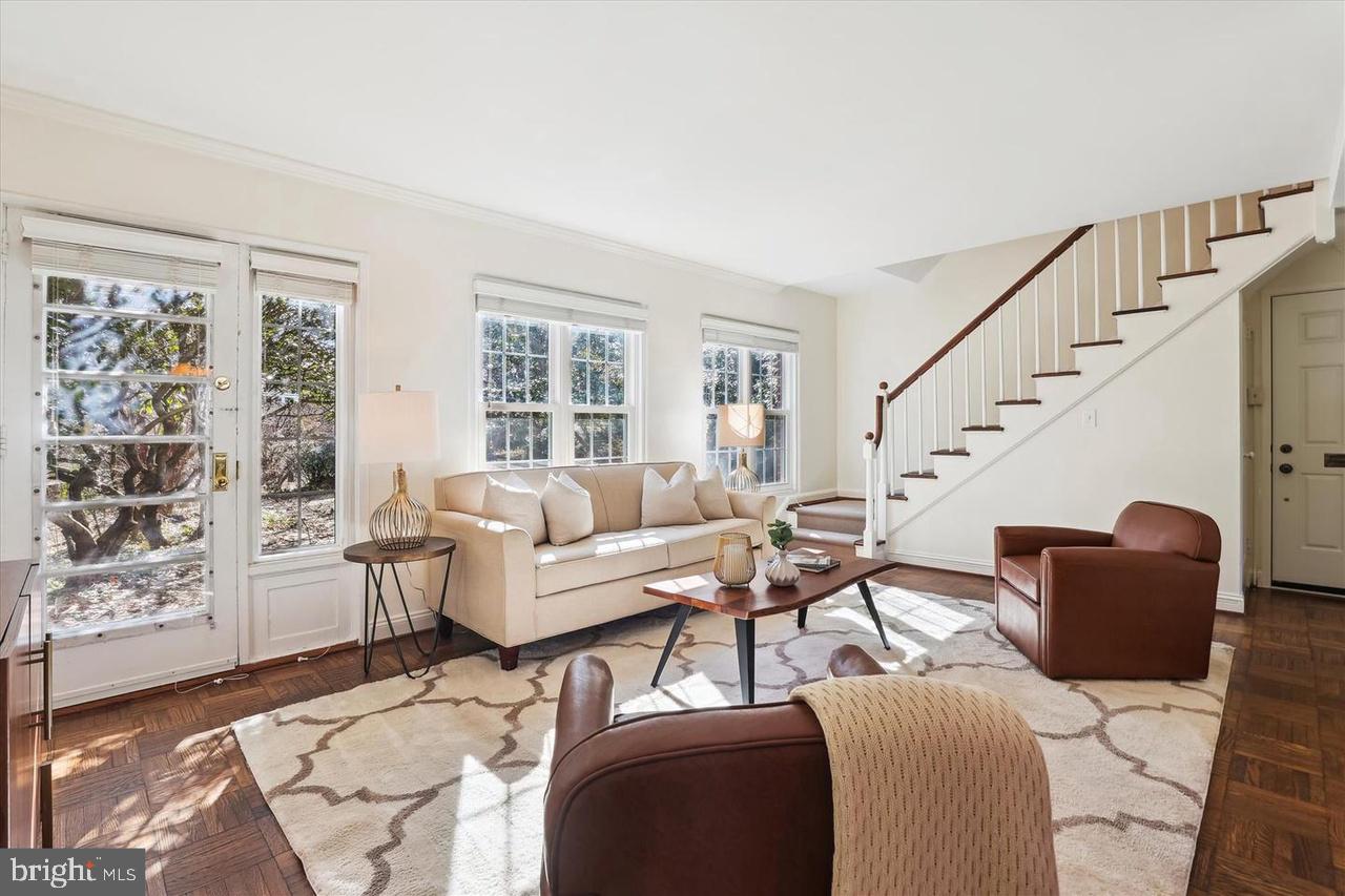 PARKFAIRFAX - Residential Lease