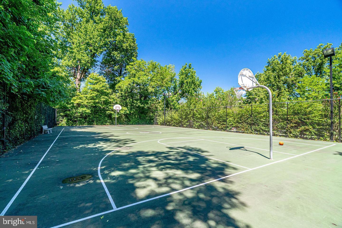 PARKFAIRFAX - Residential Lease