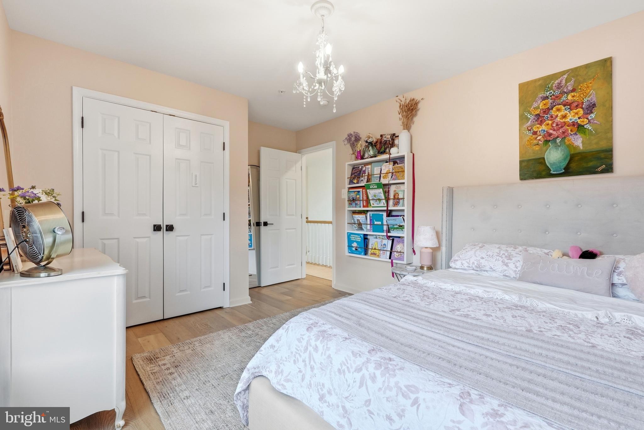 ROYAL OAKS - Residential