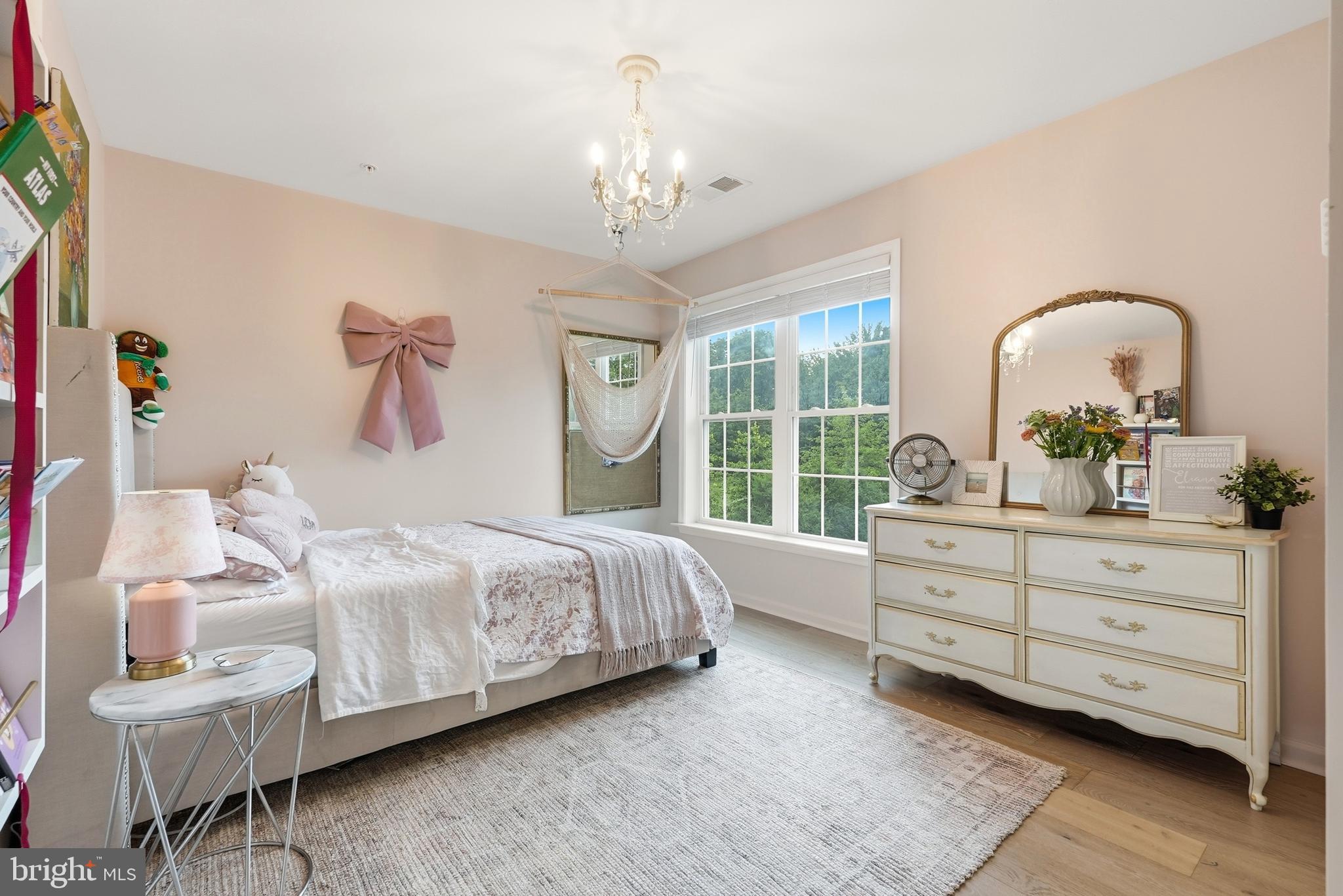 ROYAL OAKS - Residential