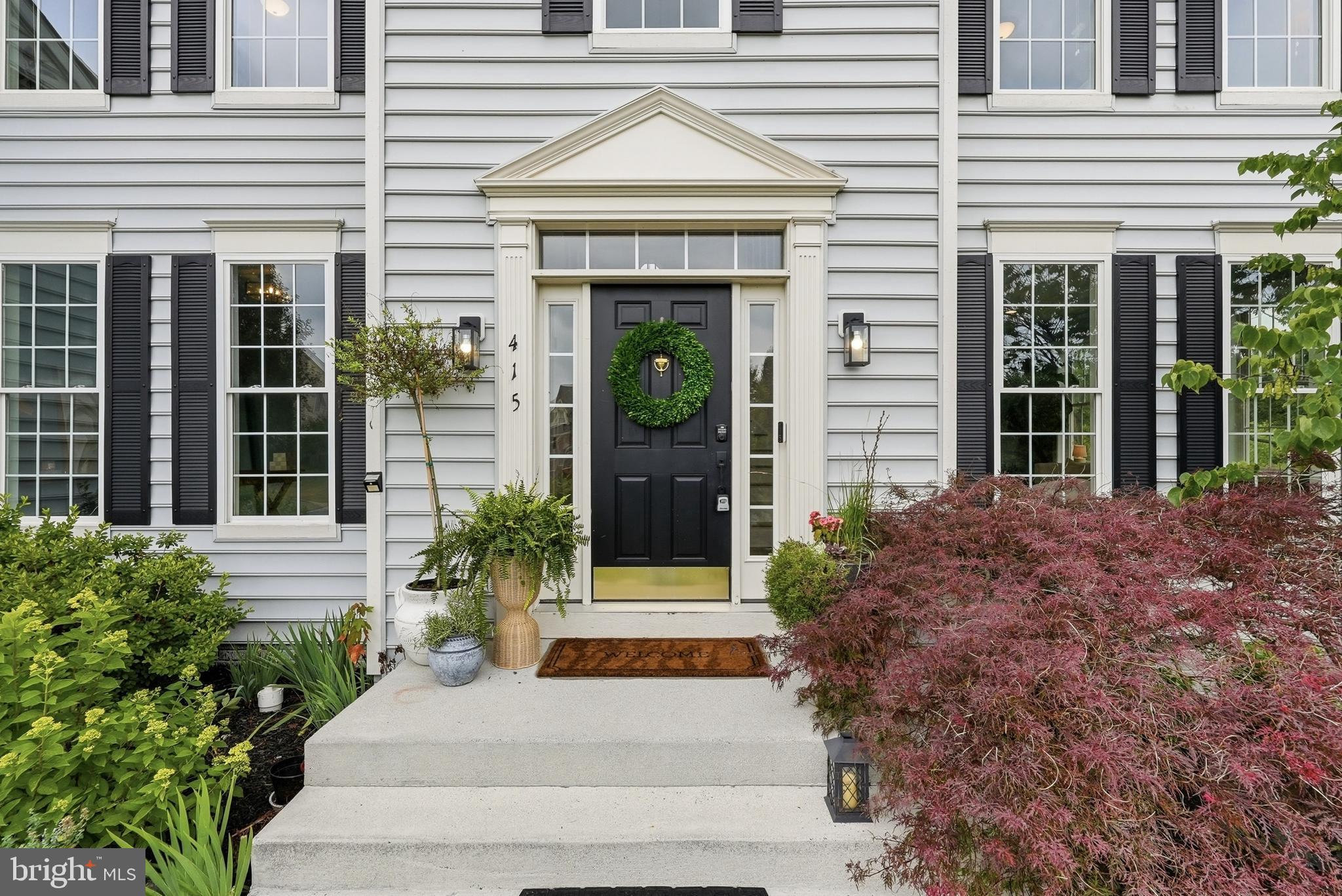 ROYAL OAKS - Residential