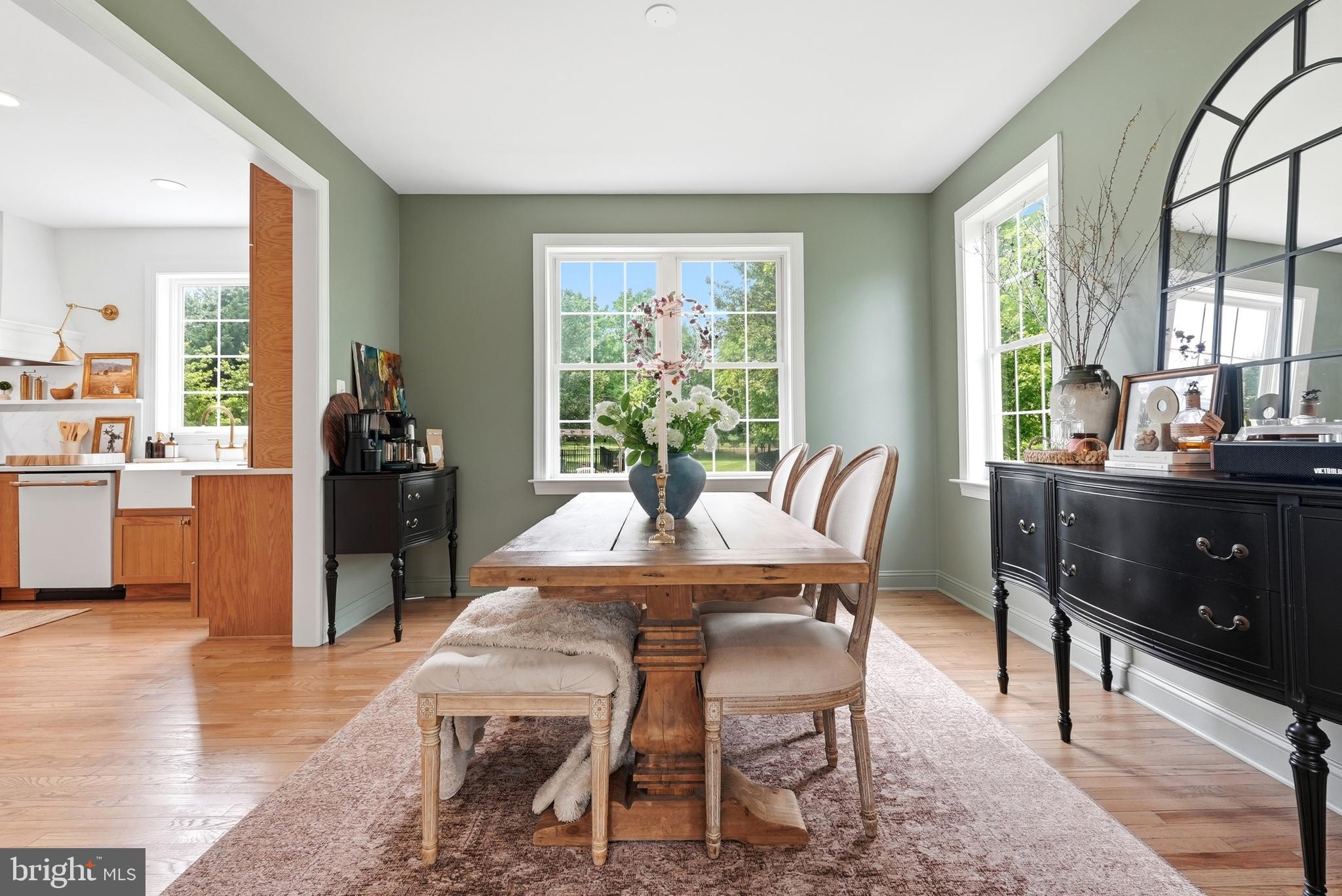 ROYAL OAKS - Residential