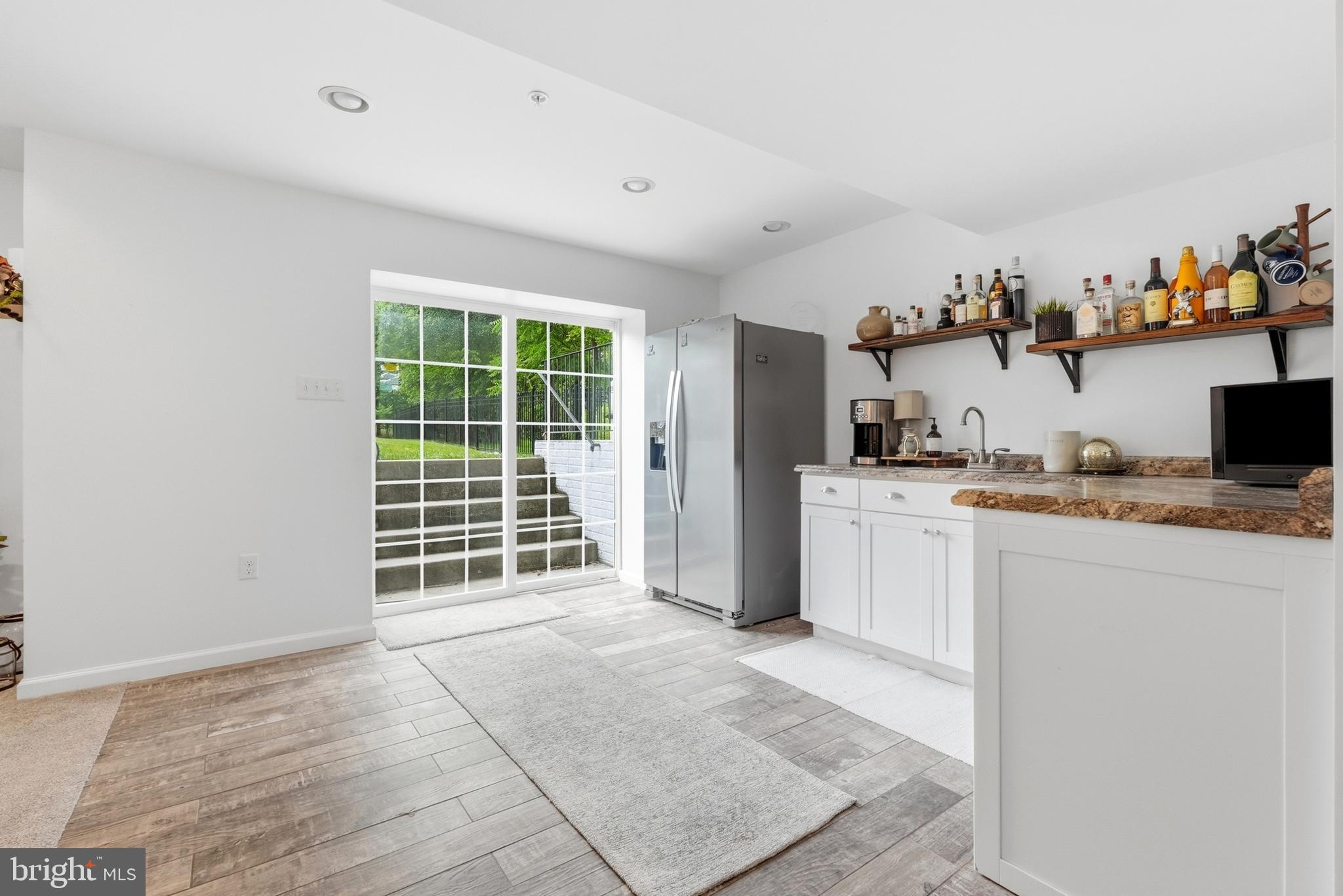 ROYAL OAKS - Residential