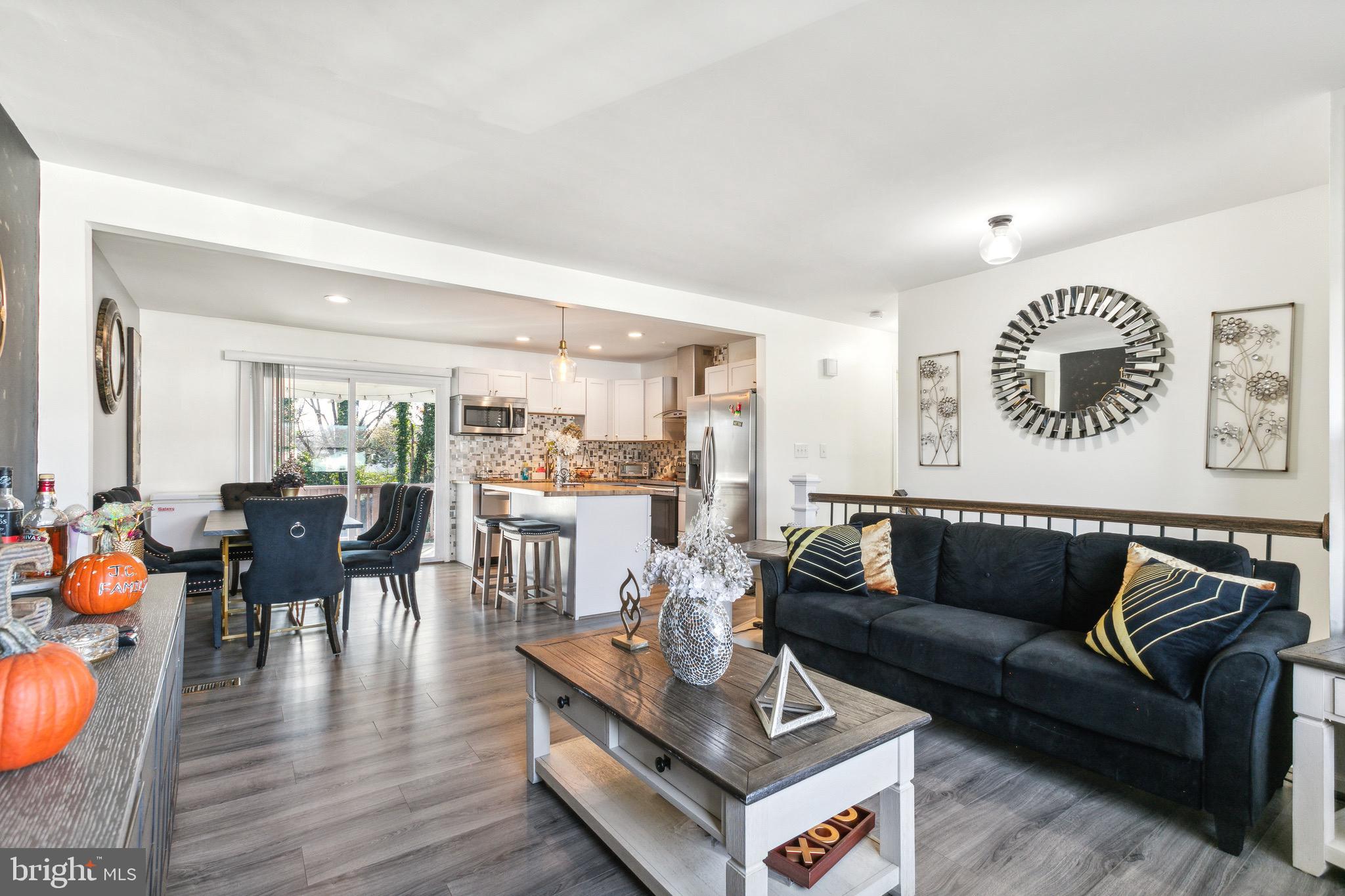 DALE CITY - Residential