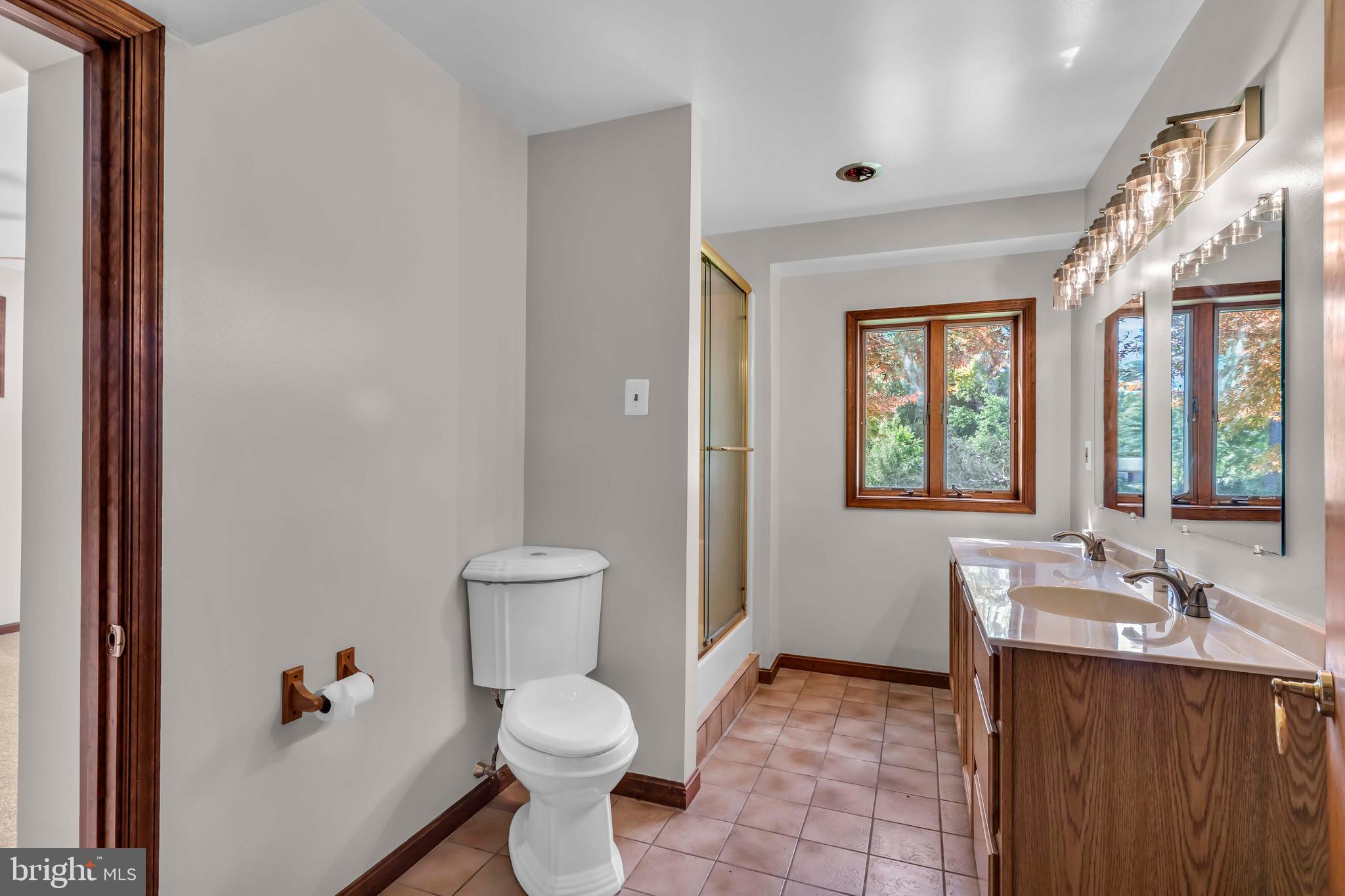 WARRENTON LAKES - Residential
