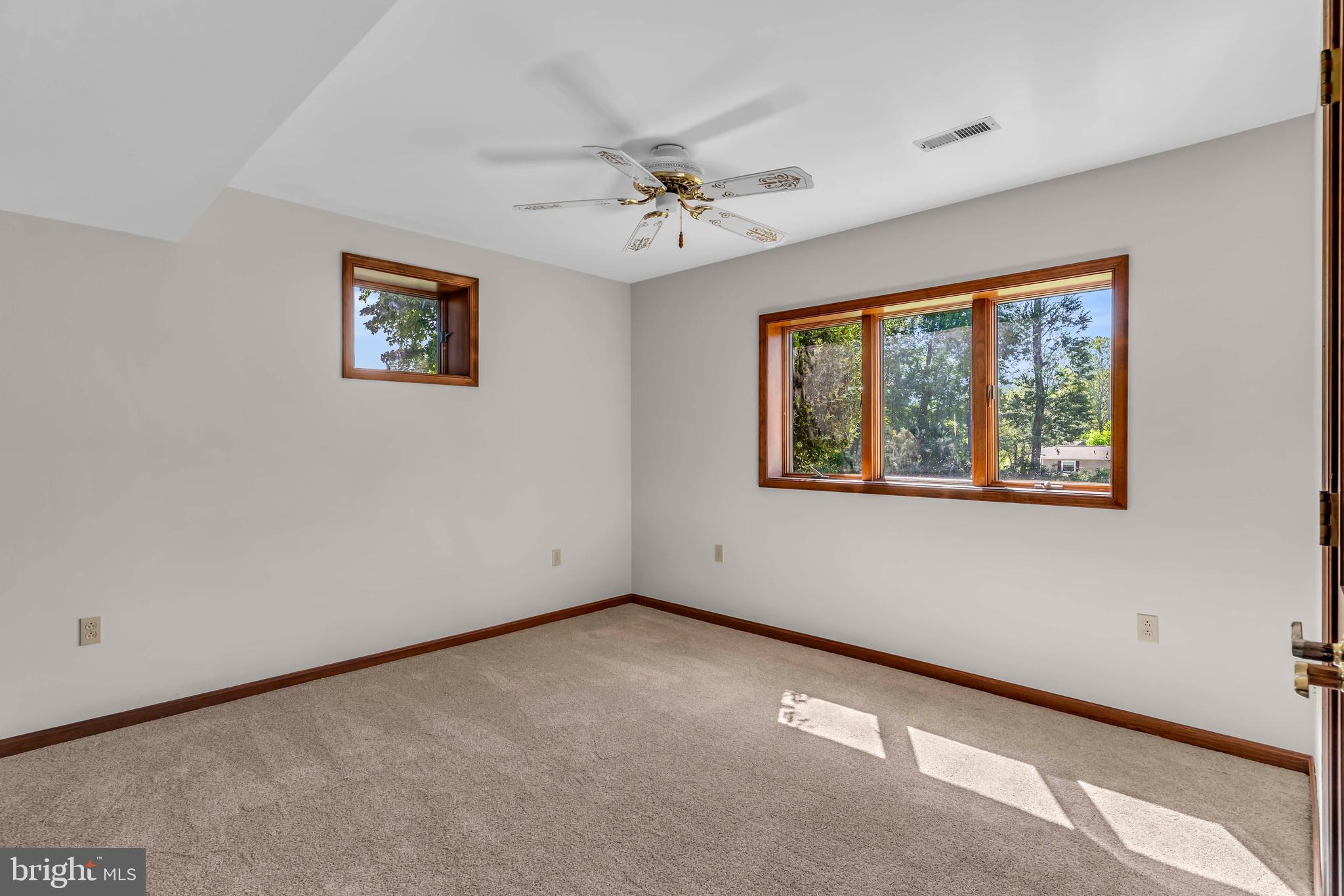 WARRENTON LAKES - Residential