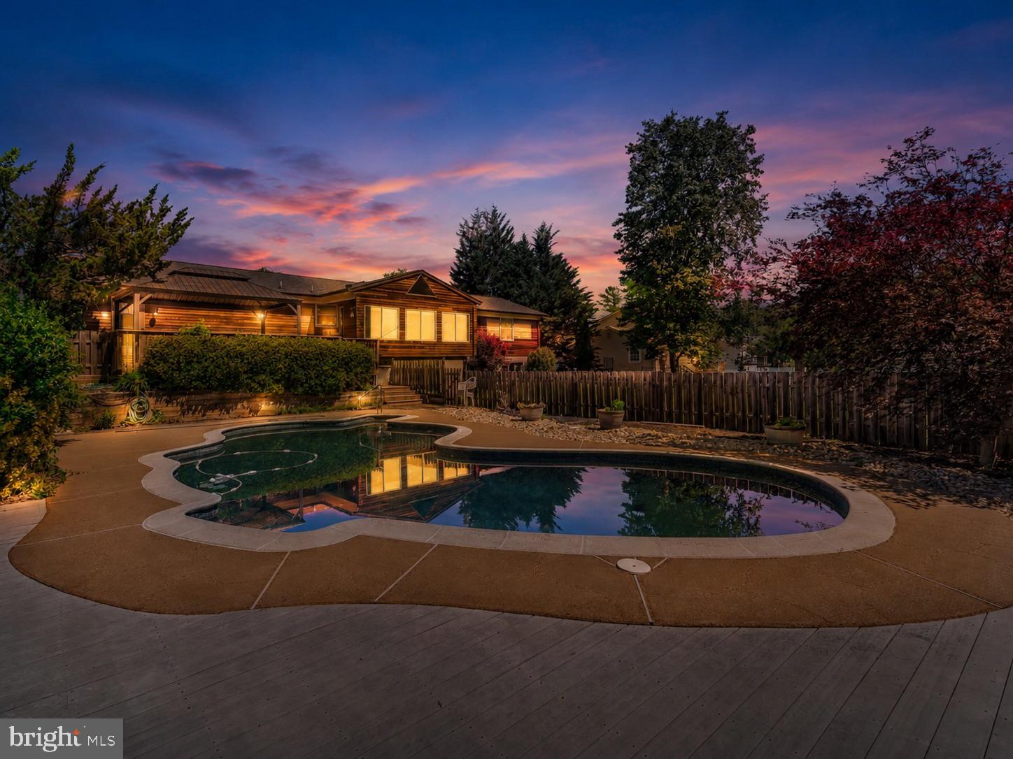 WARRENTON LAKES - Residential
