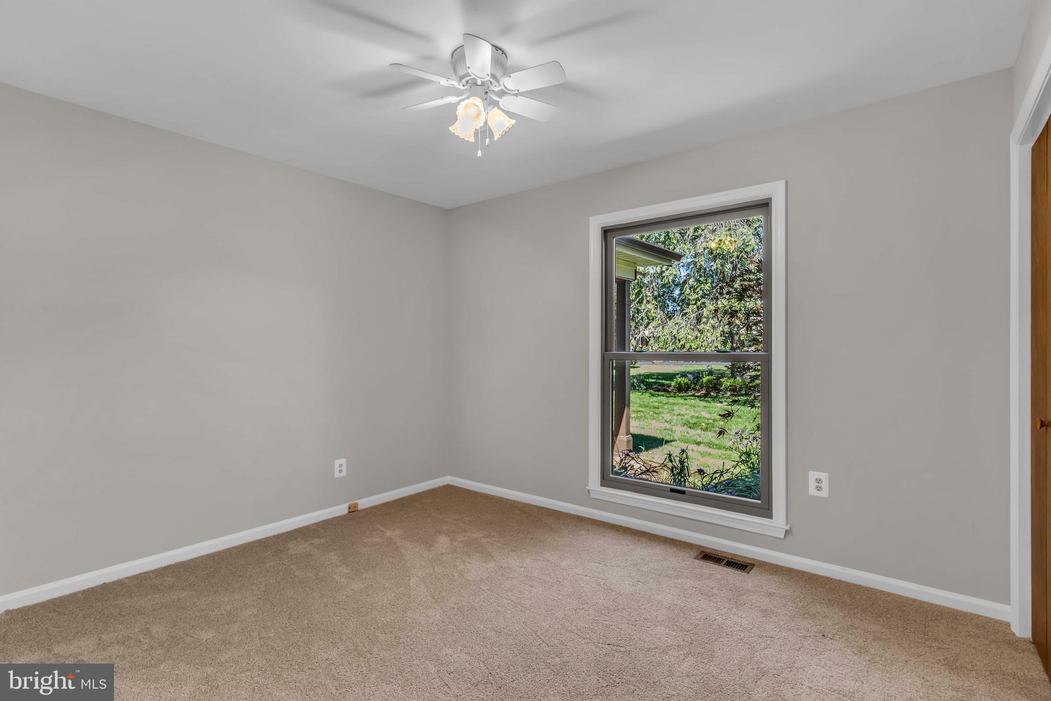 WARRENTON LAKES - Residential