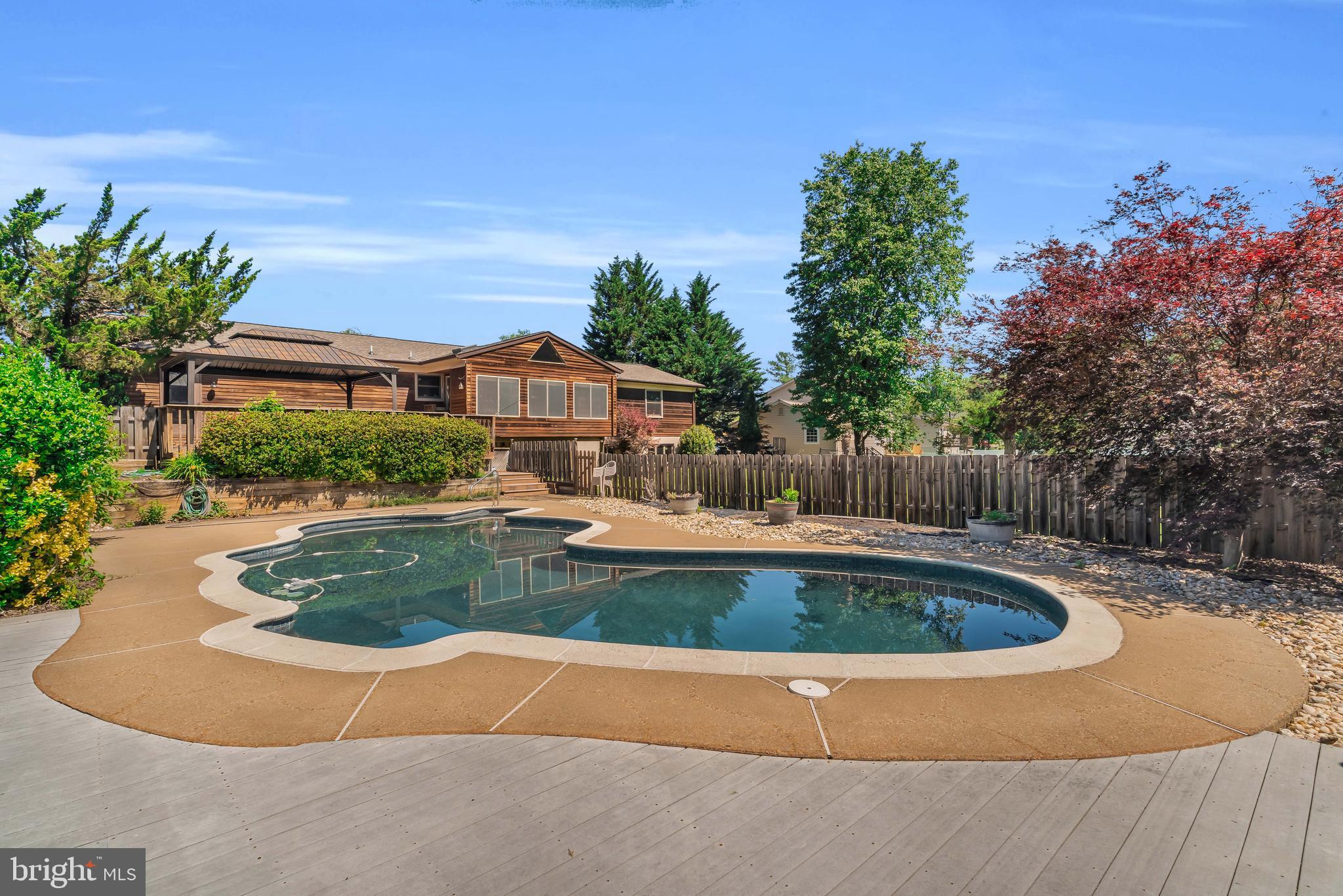 WARRENTON LAKES - Residential