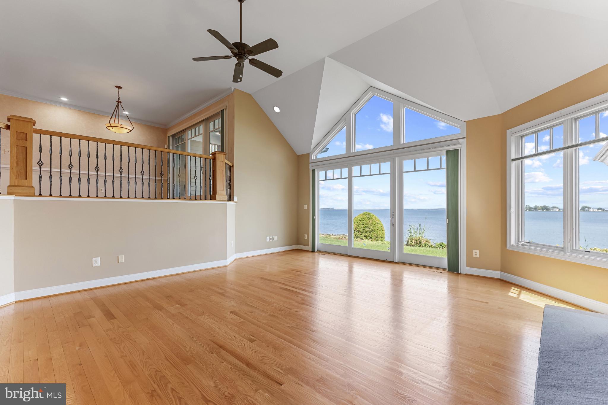NARROWS POINTE - Residential