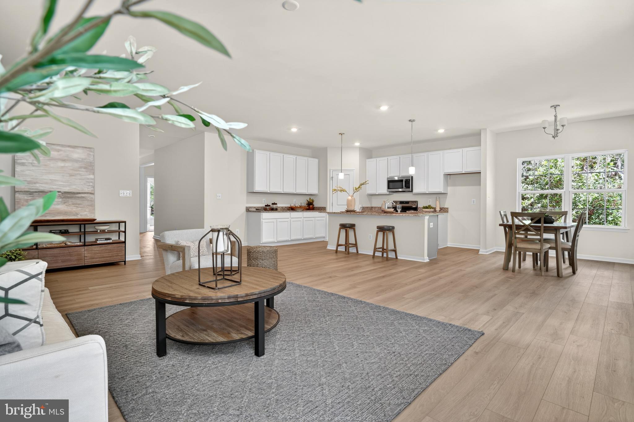 CAPTAIN'S COVE - Residential