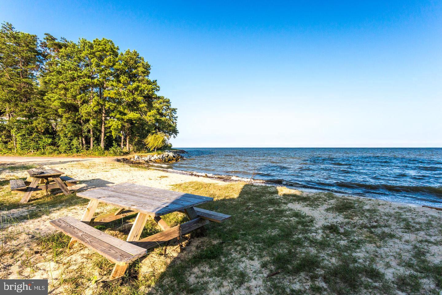DRUM POINT - Residential