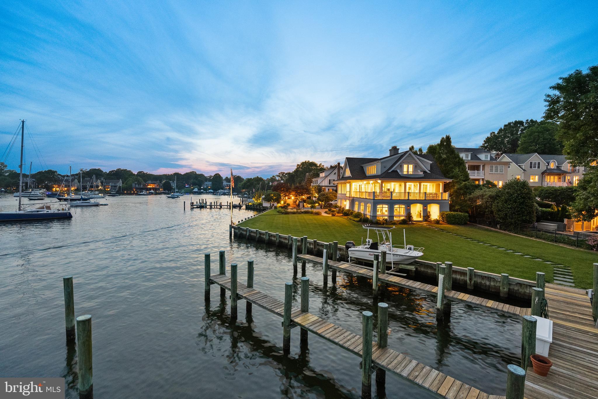 HISTORIC DISTRICT - Residential