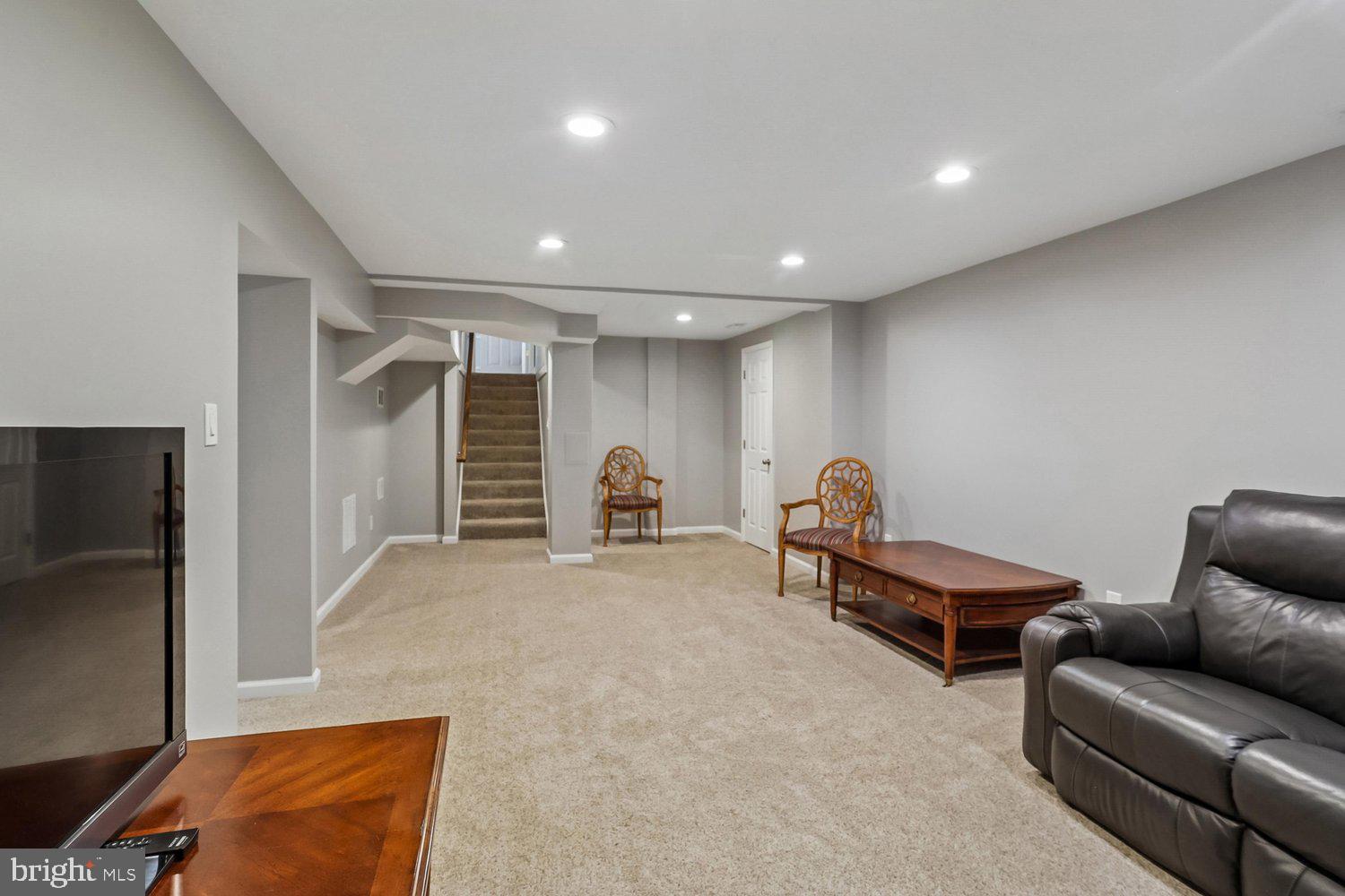 WILLERBURN ACRES - Residential