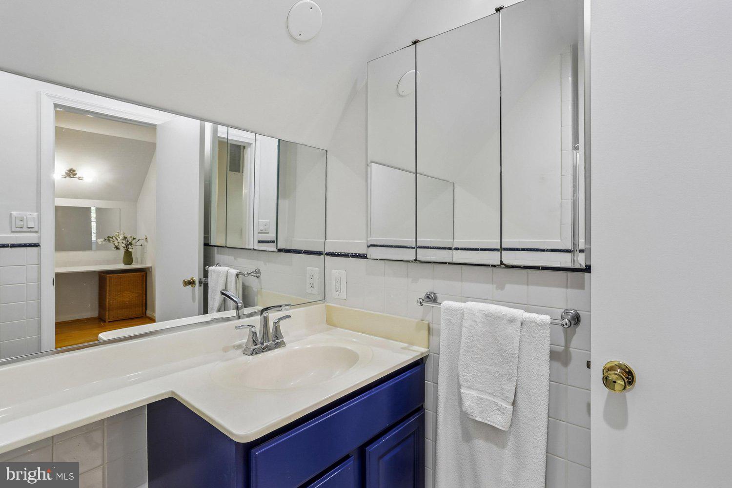 WILLERBURN ACRES - Residential