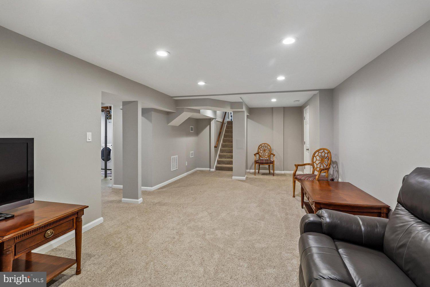 WILLERBURN ACRES - Residential