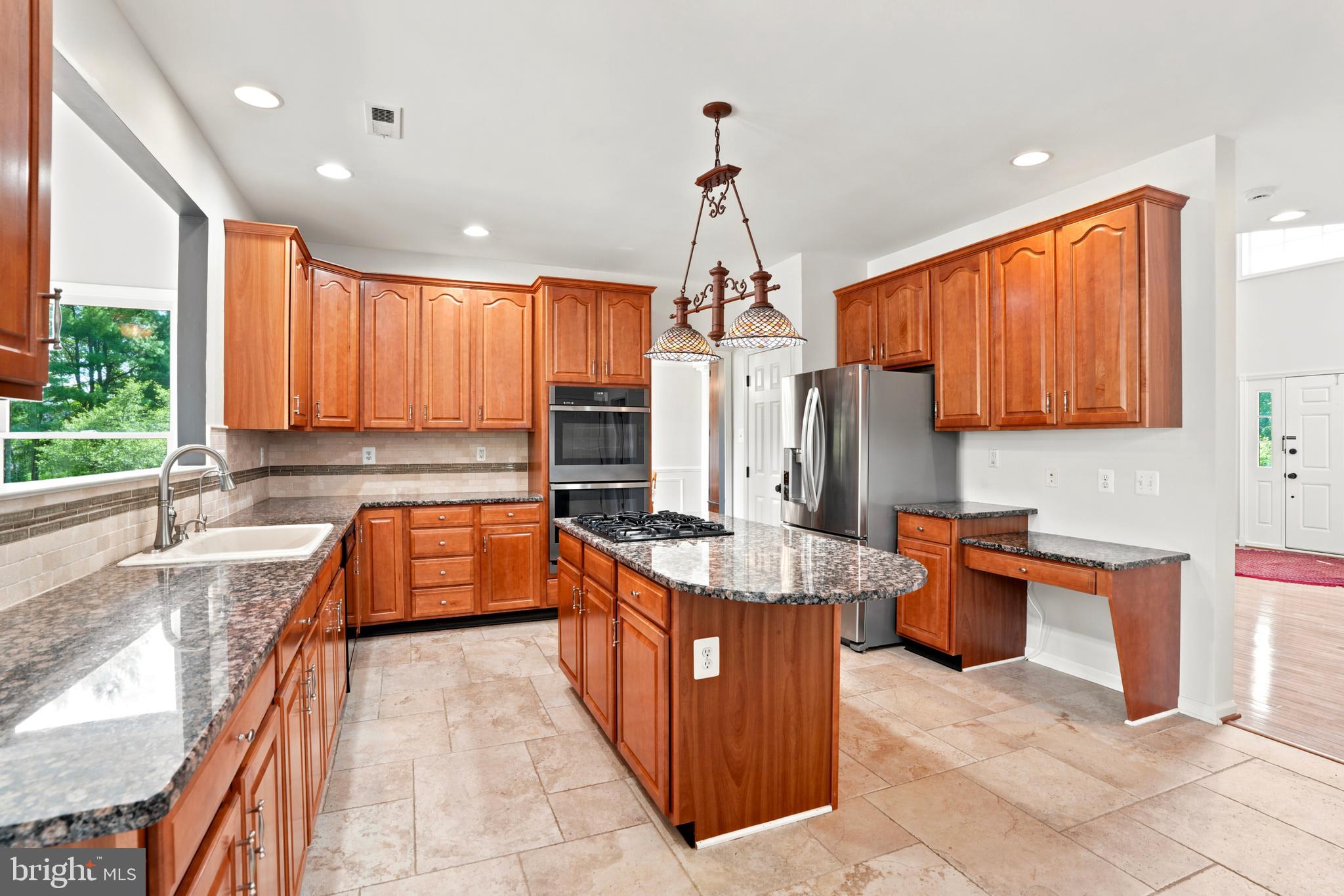 PROVIDENCE OAKS - Residential