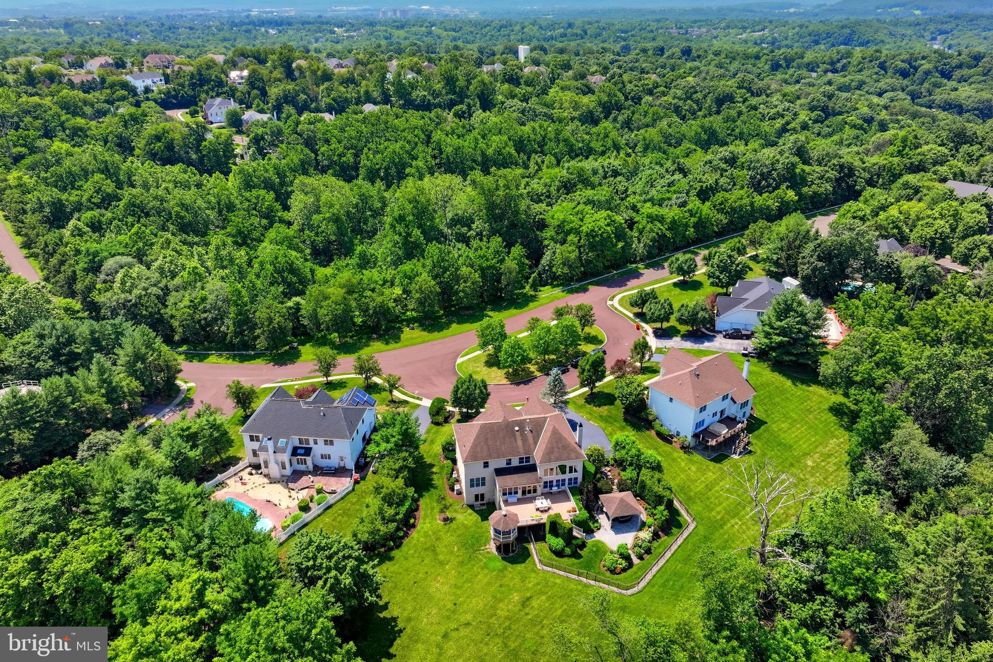 PROVIDENCE OAKS - Residential