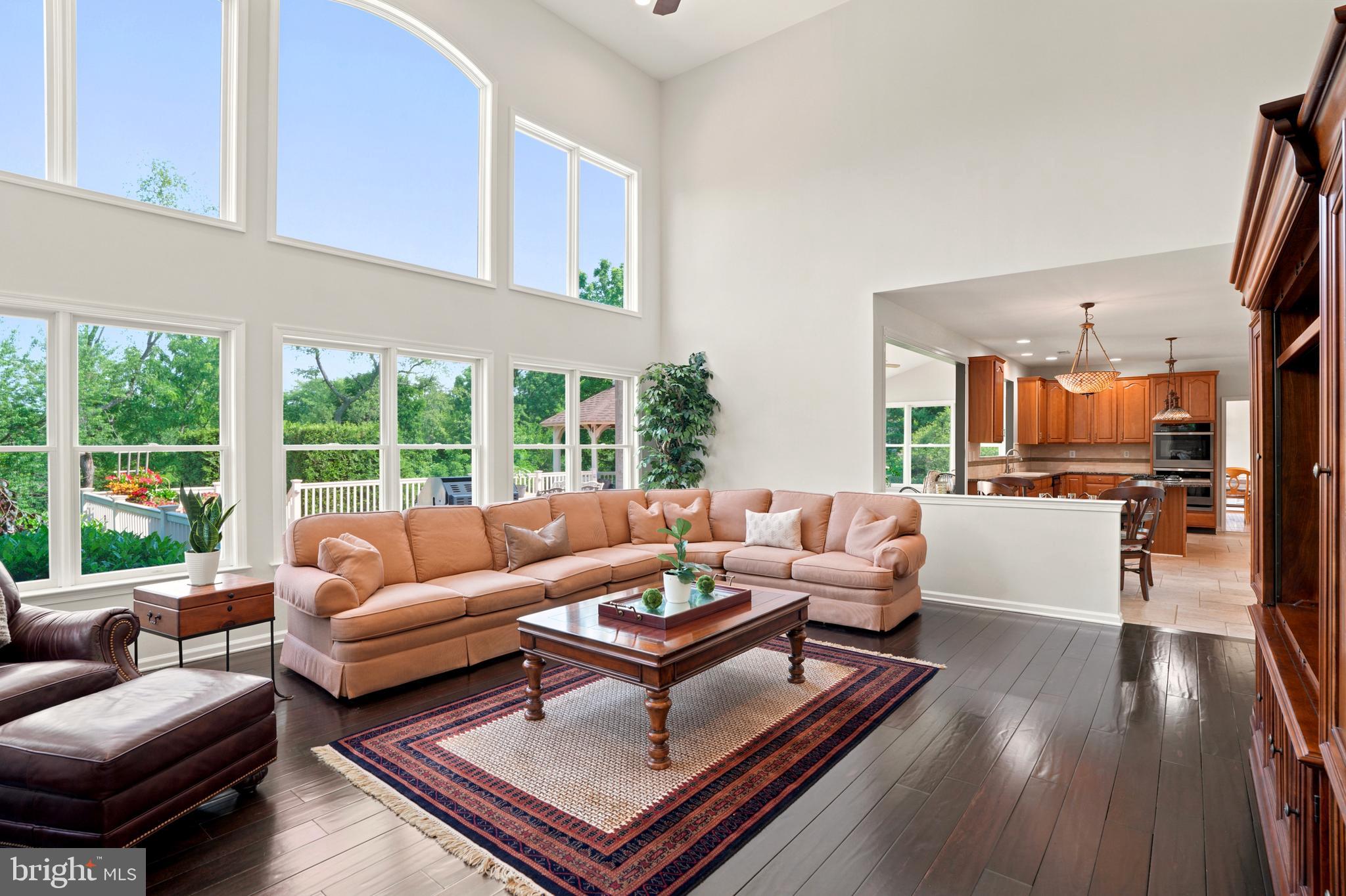 PROVIDENCE OAKS - Residential