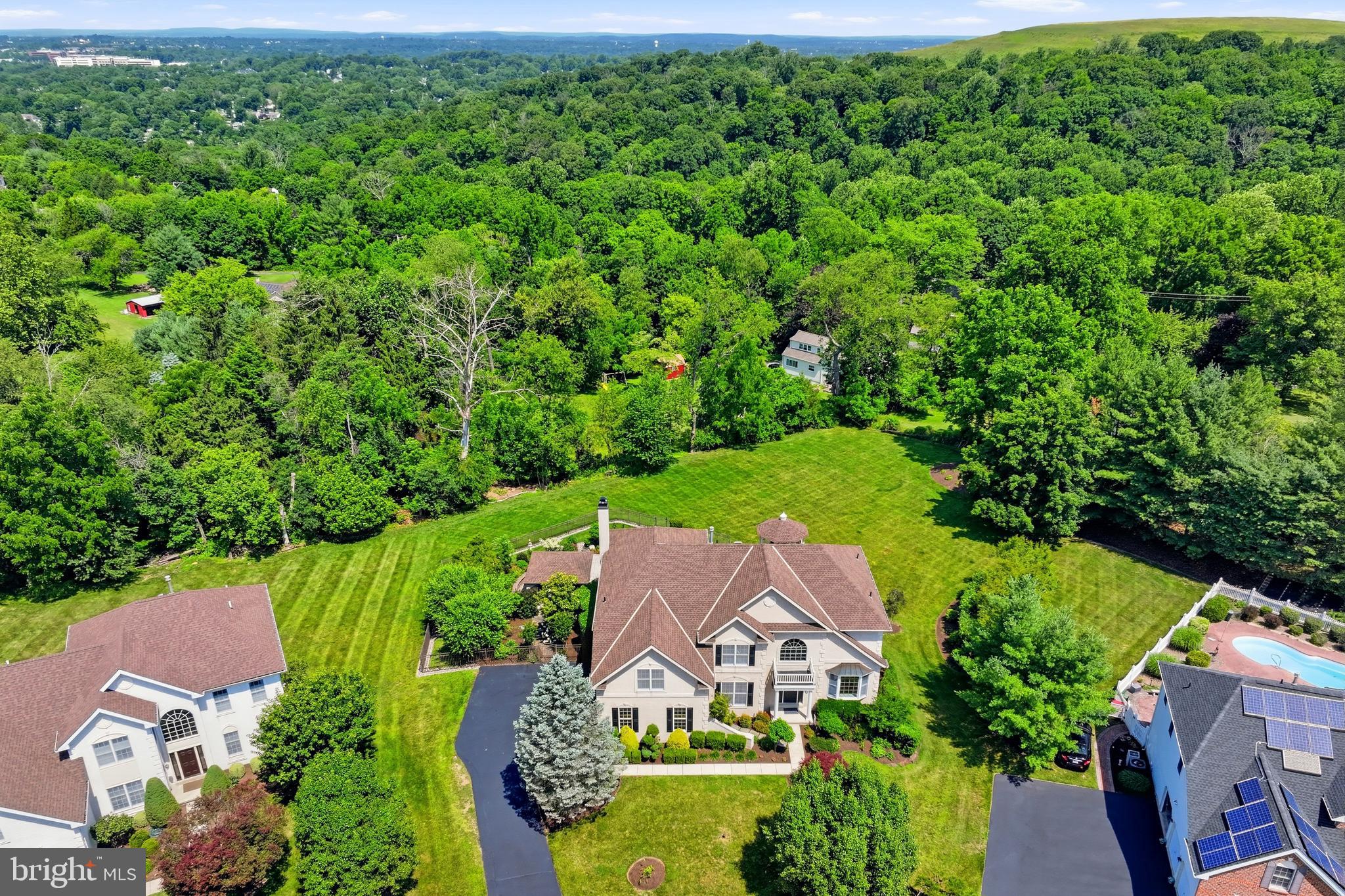 PROVIDENCE OAKS - Residential