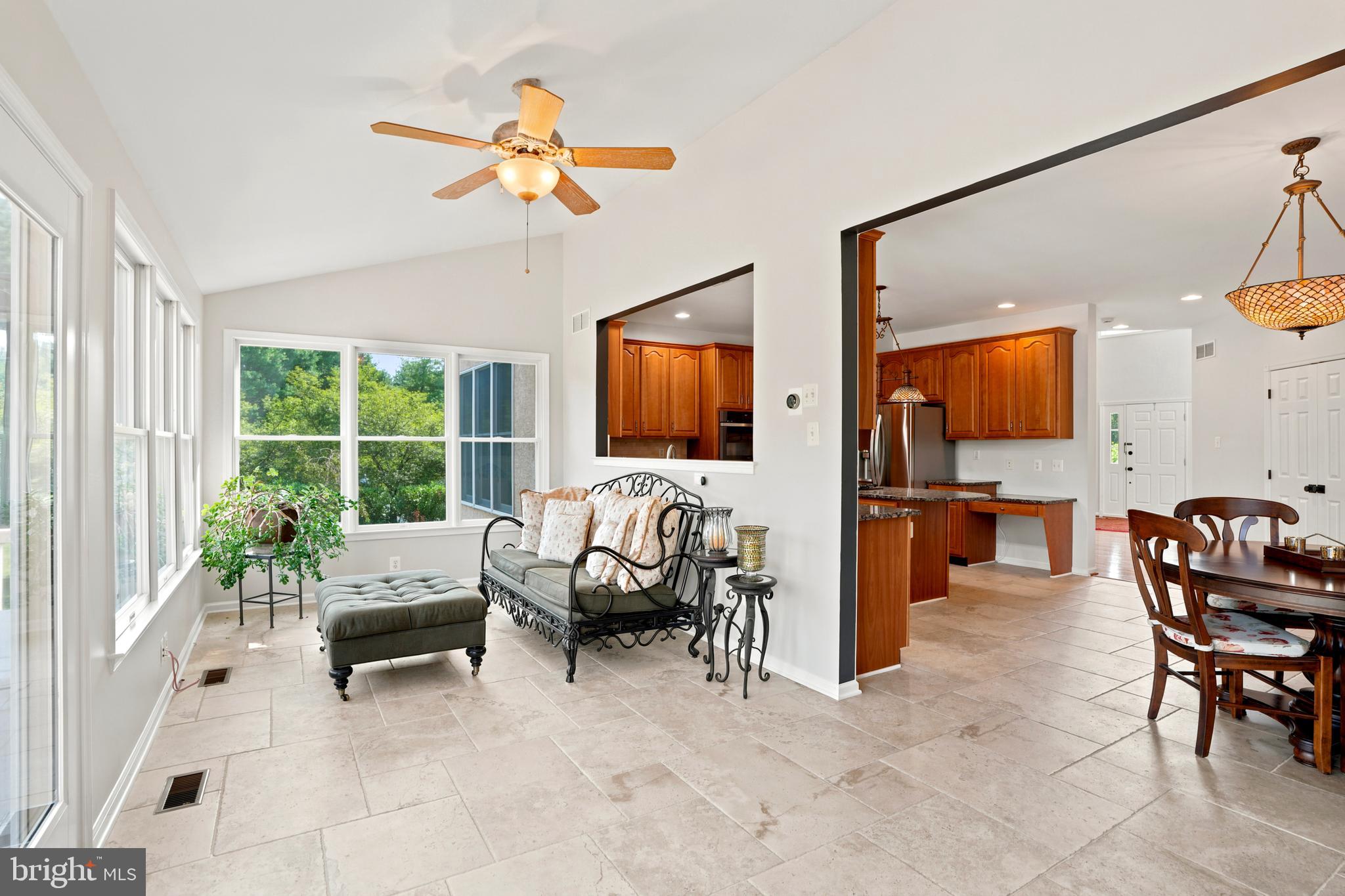 PROVIDENCE OAKS - Residential