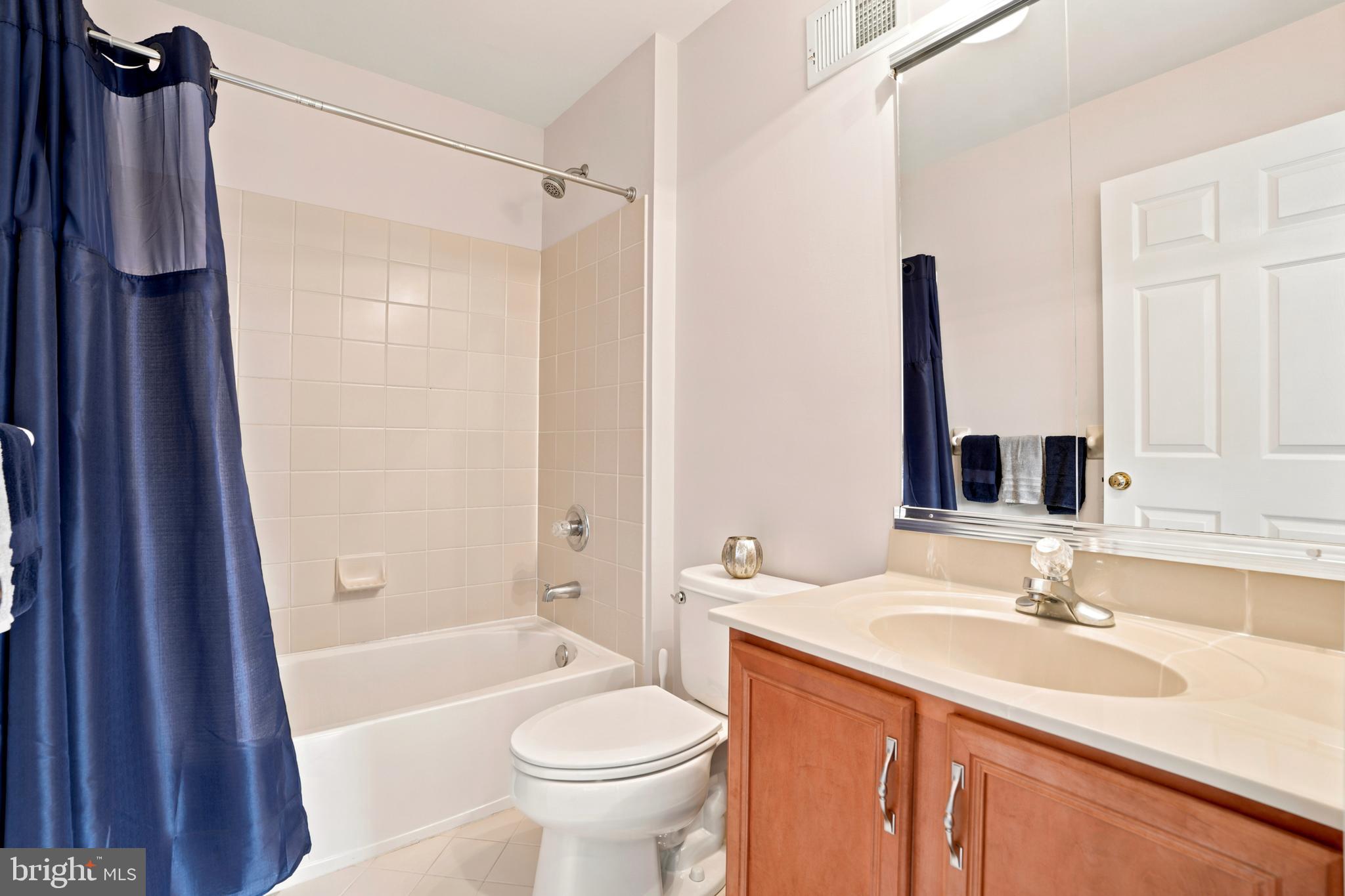 PROVIDENCE OAKS - Residential