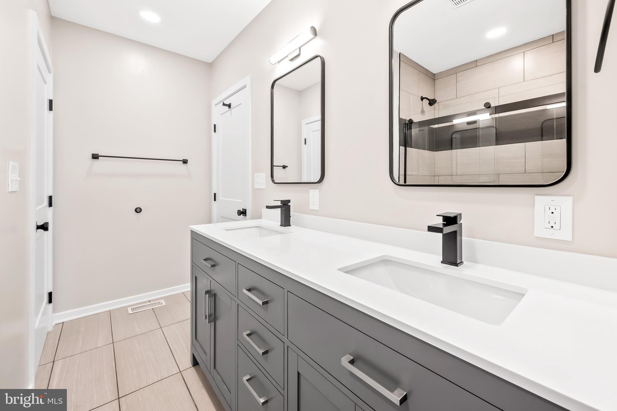HARWOOD - Residential