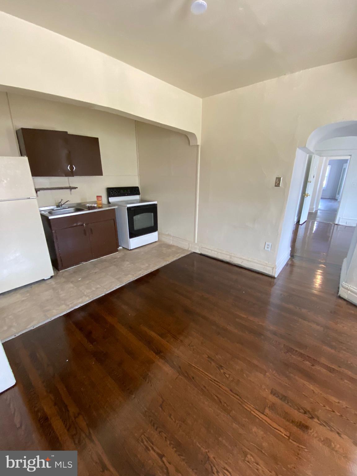 FRANKFORD - Residential Lease