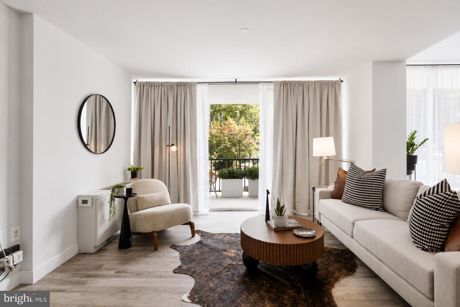 THE WATERFORD - Residential