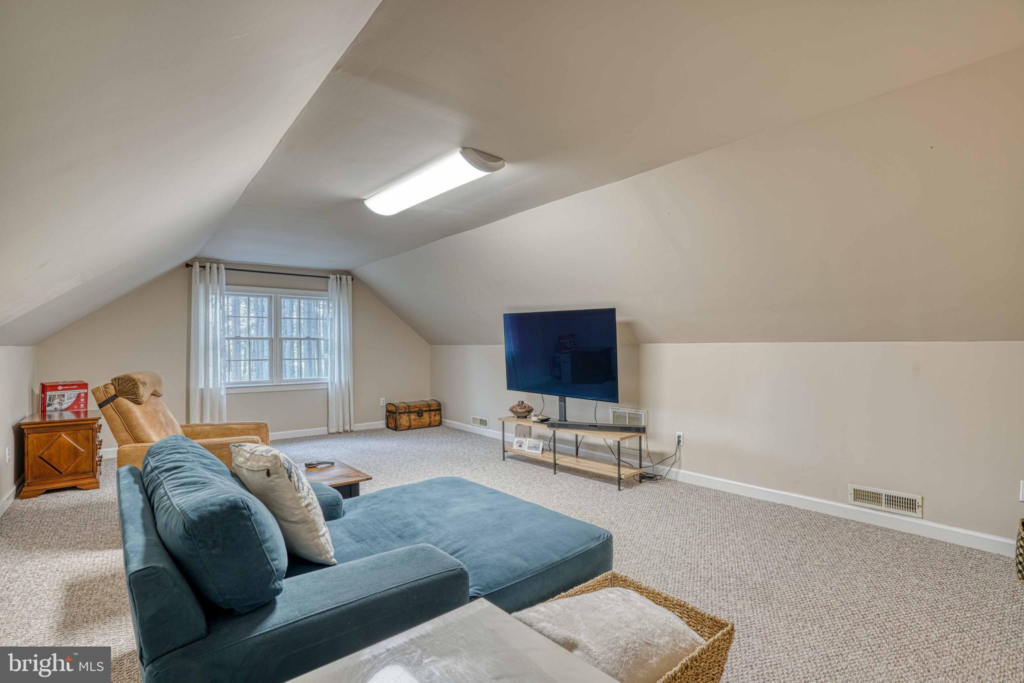 ARCADIA SHORES - Residential Lease