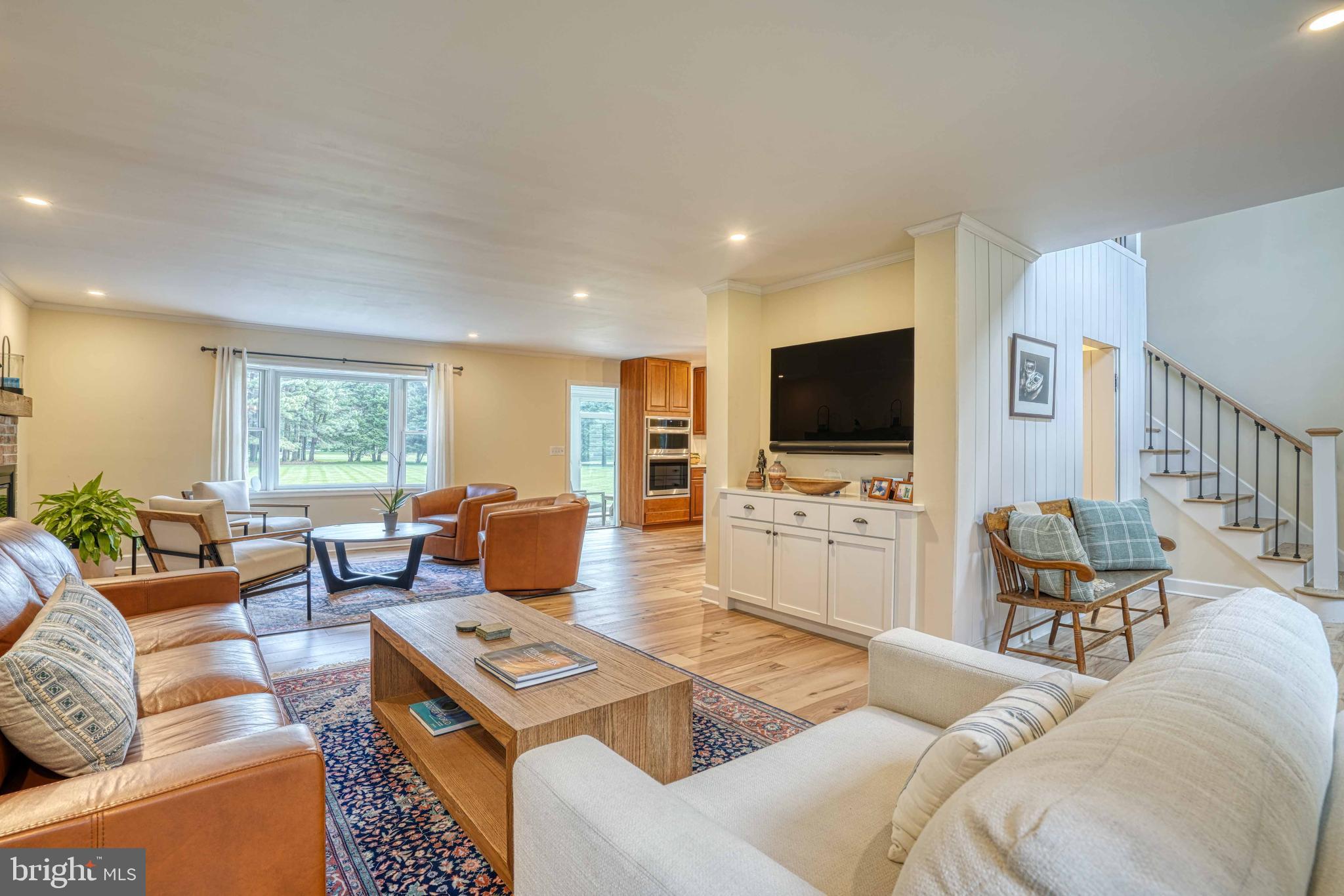 ARCADIA SHORES - Residential Lease