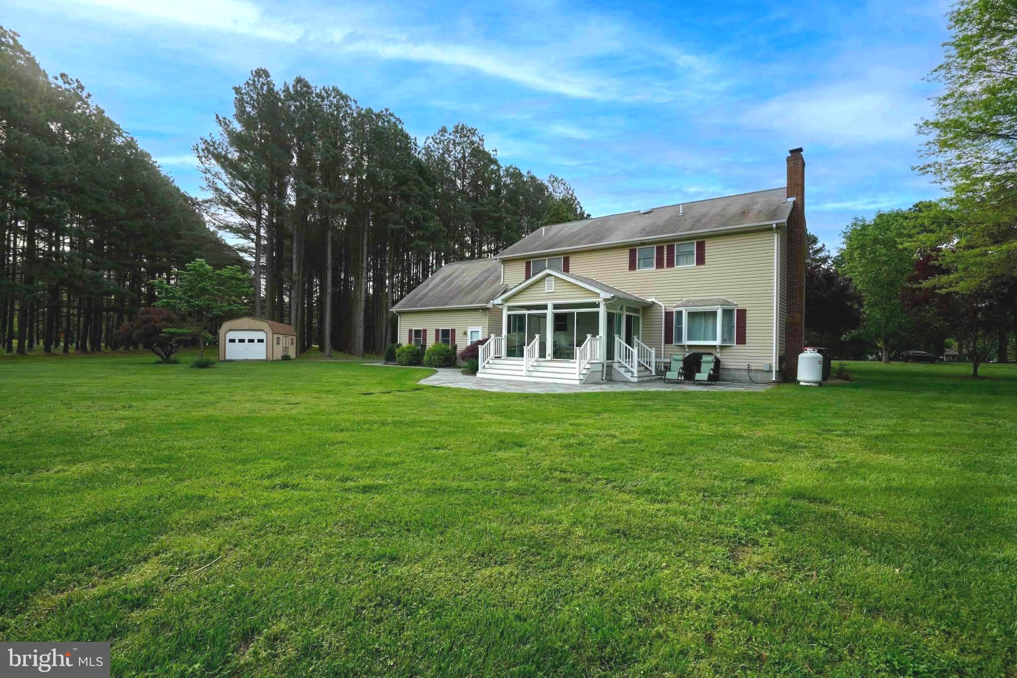 ARCADIA SHORES - Residential Lease