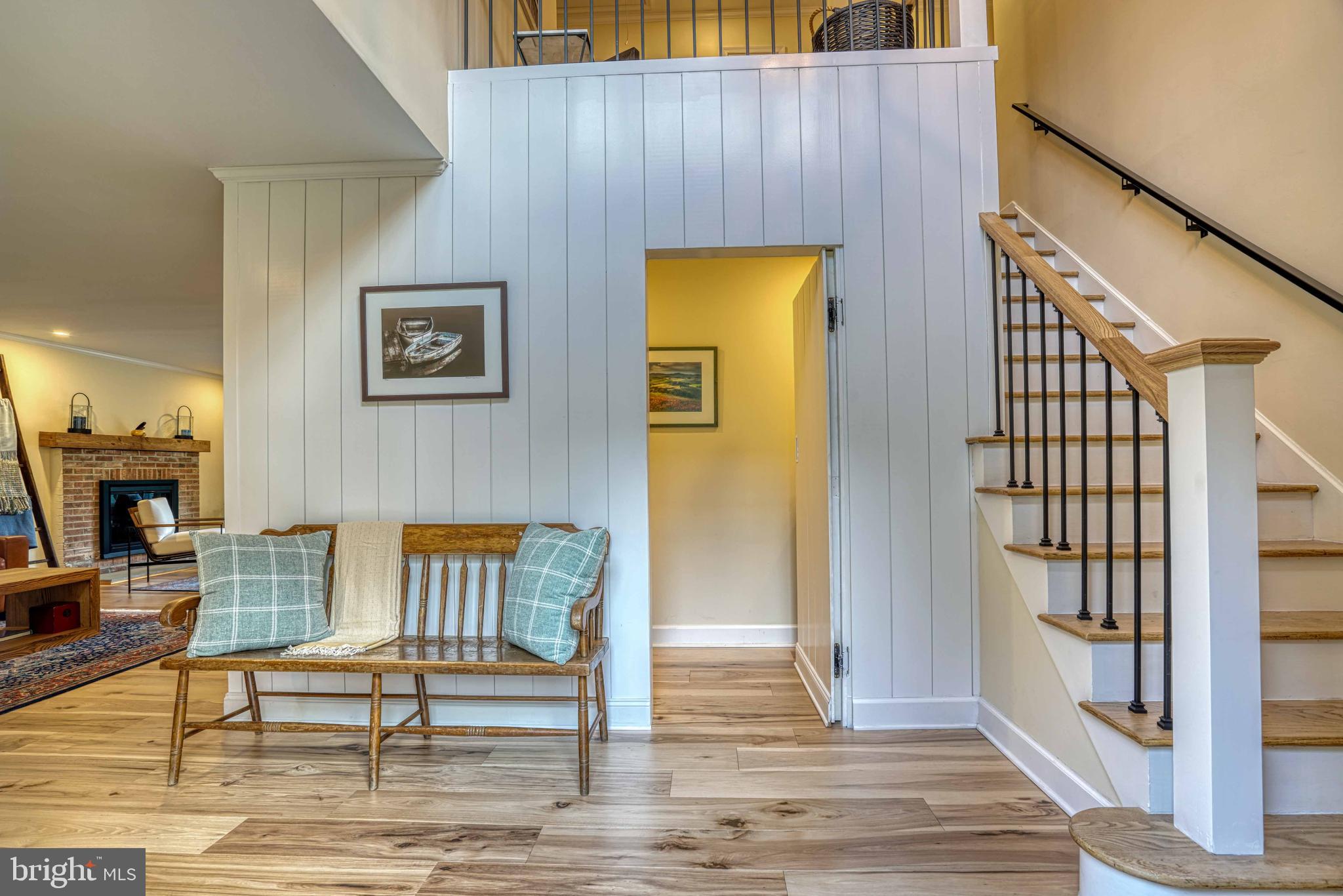 ARCADIA SHORES - Residential Lease