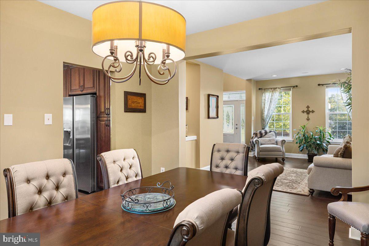NORTH POINTE - Residential
