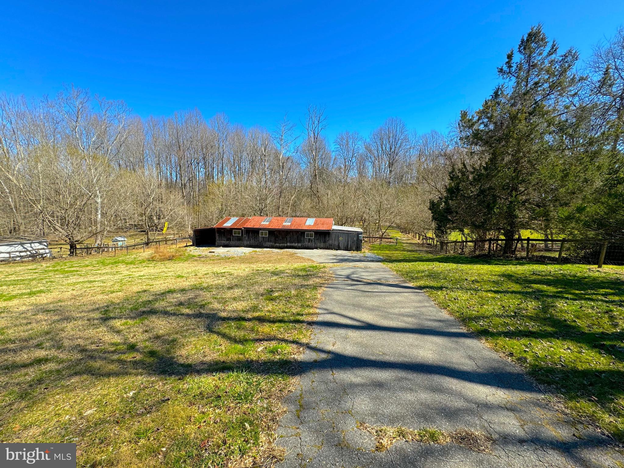 BLUE RIDGE FARMS - Farm