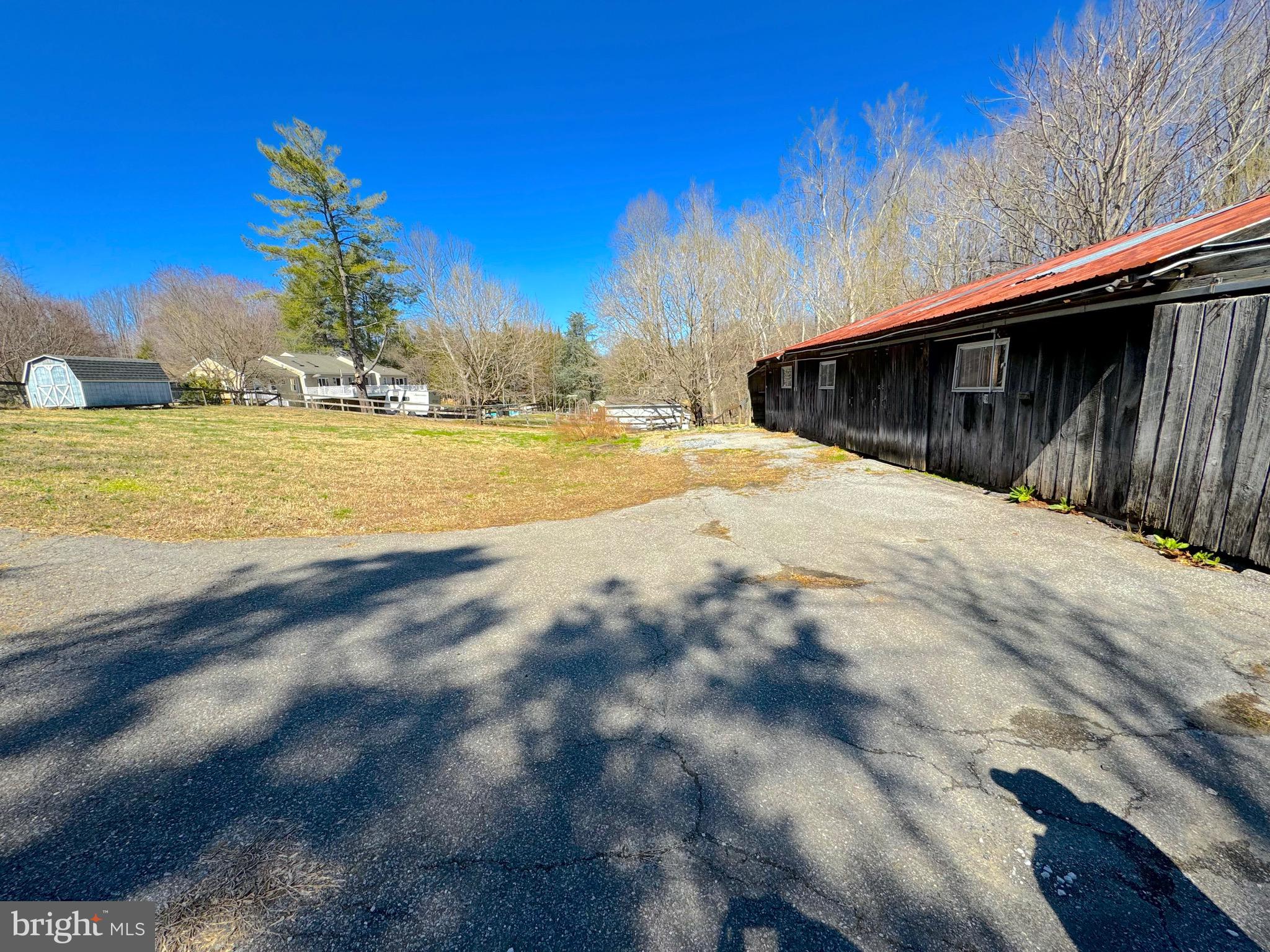BLUE RIDGE FARMS - Farm