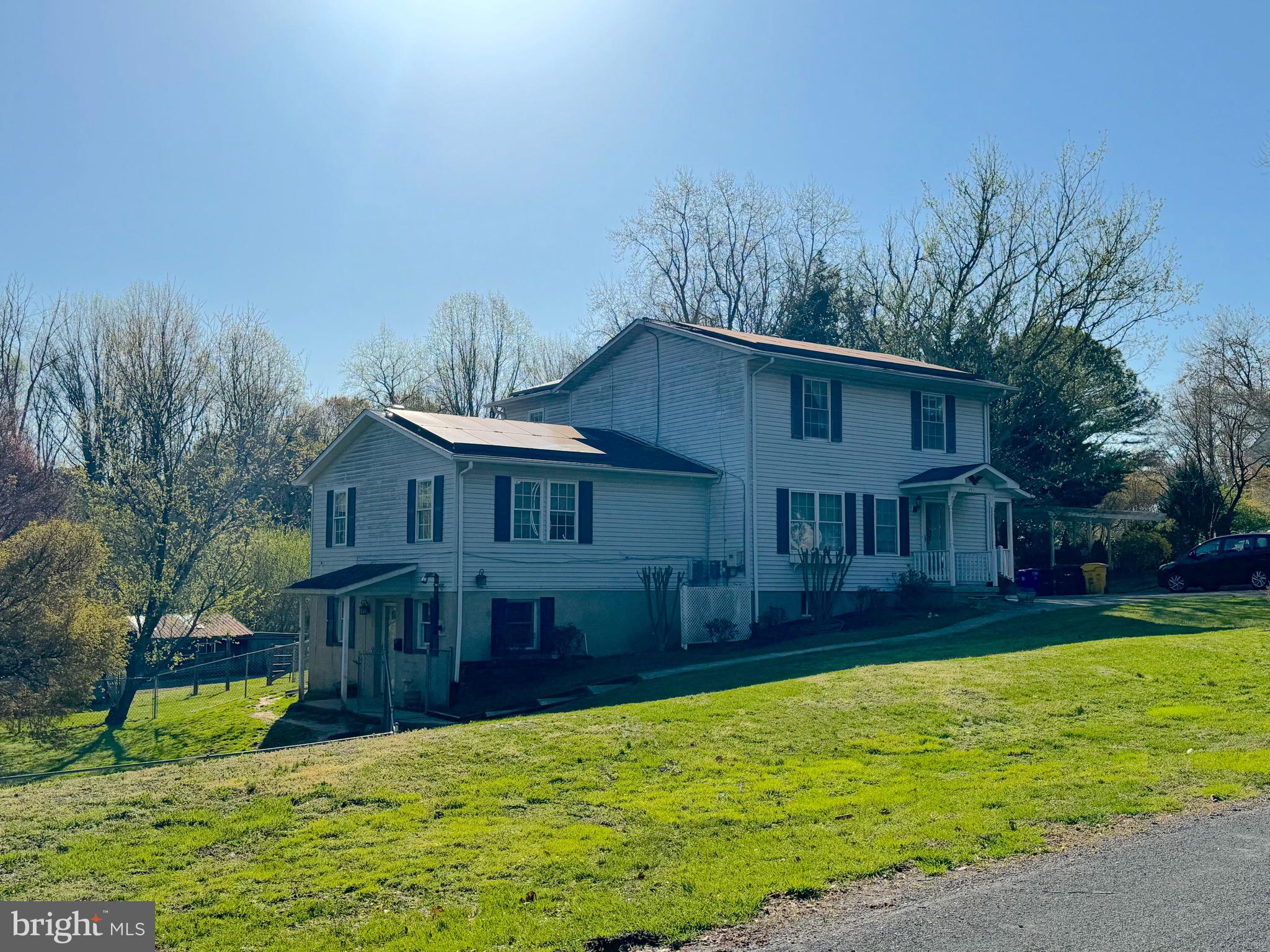 BLUE RIDGE FARMS - Farm