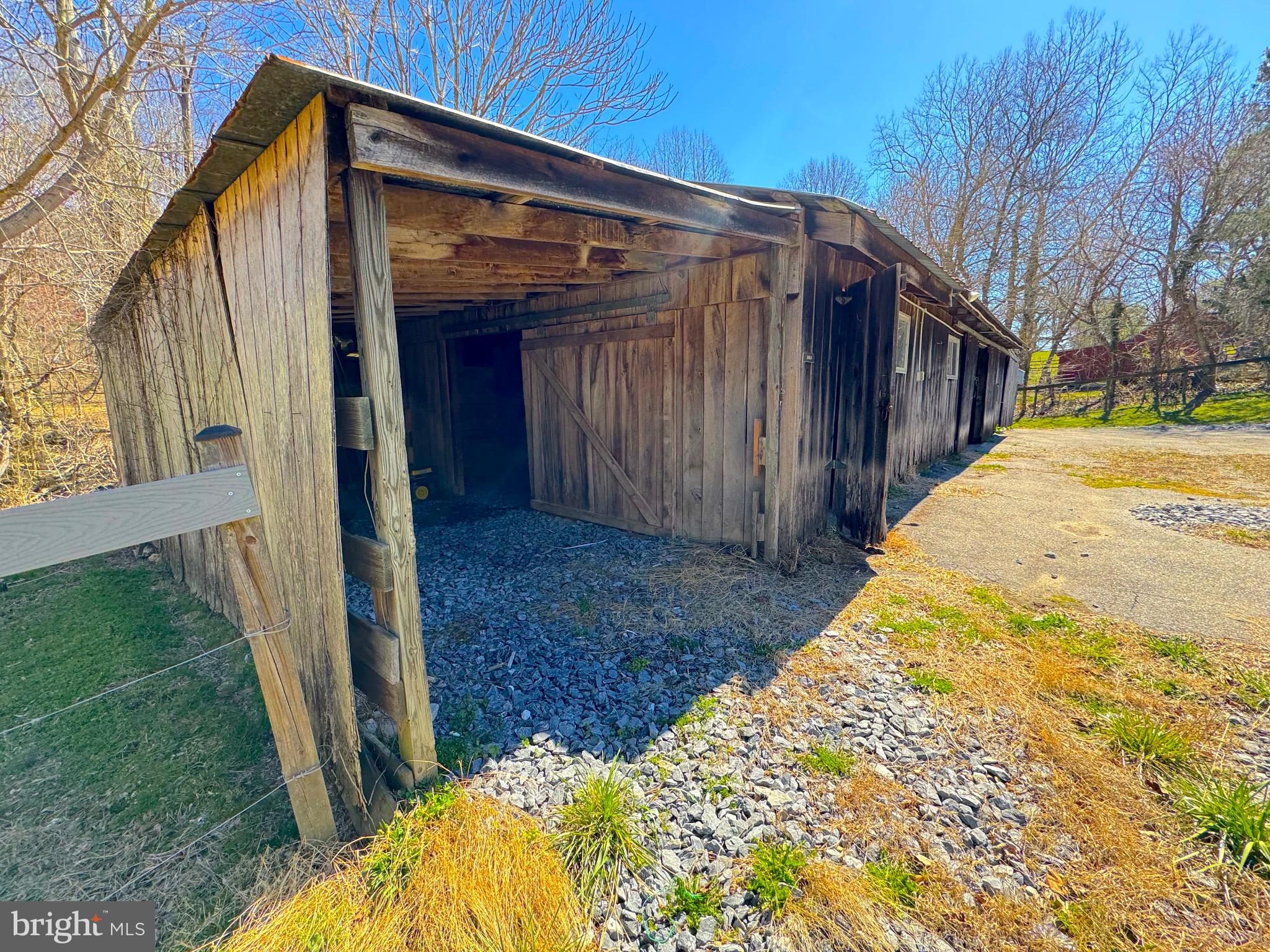 BLUE RIDGE FARMS - Farm