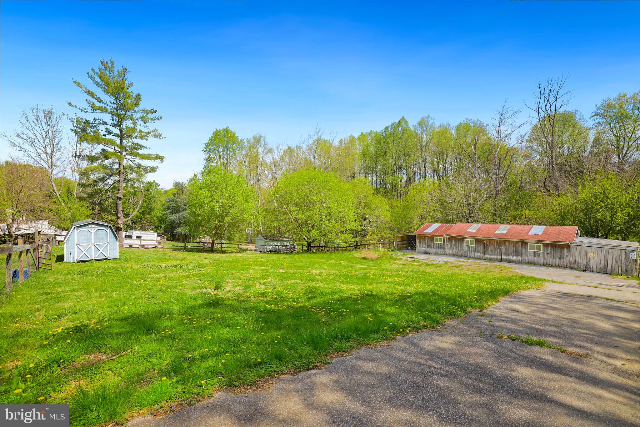 BLUE RIDGE FARMS - Farm