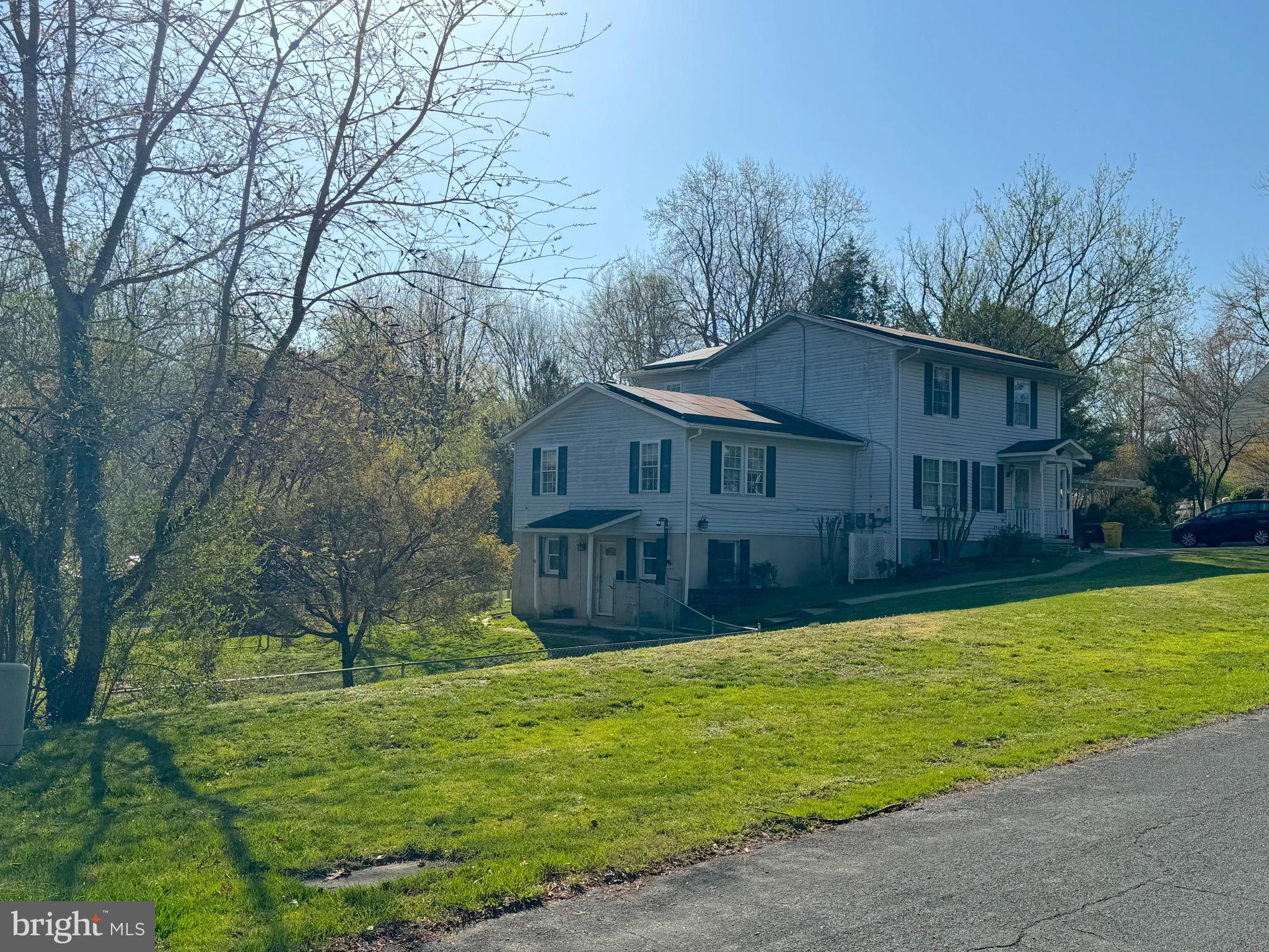 BLUE RIDGE FARMS - Farm