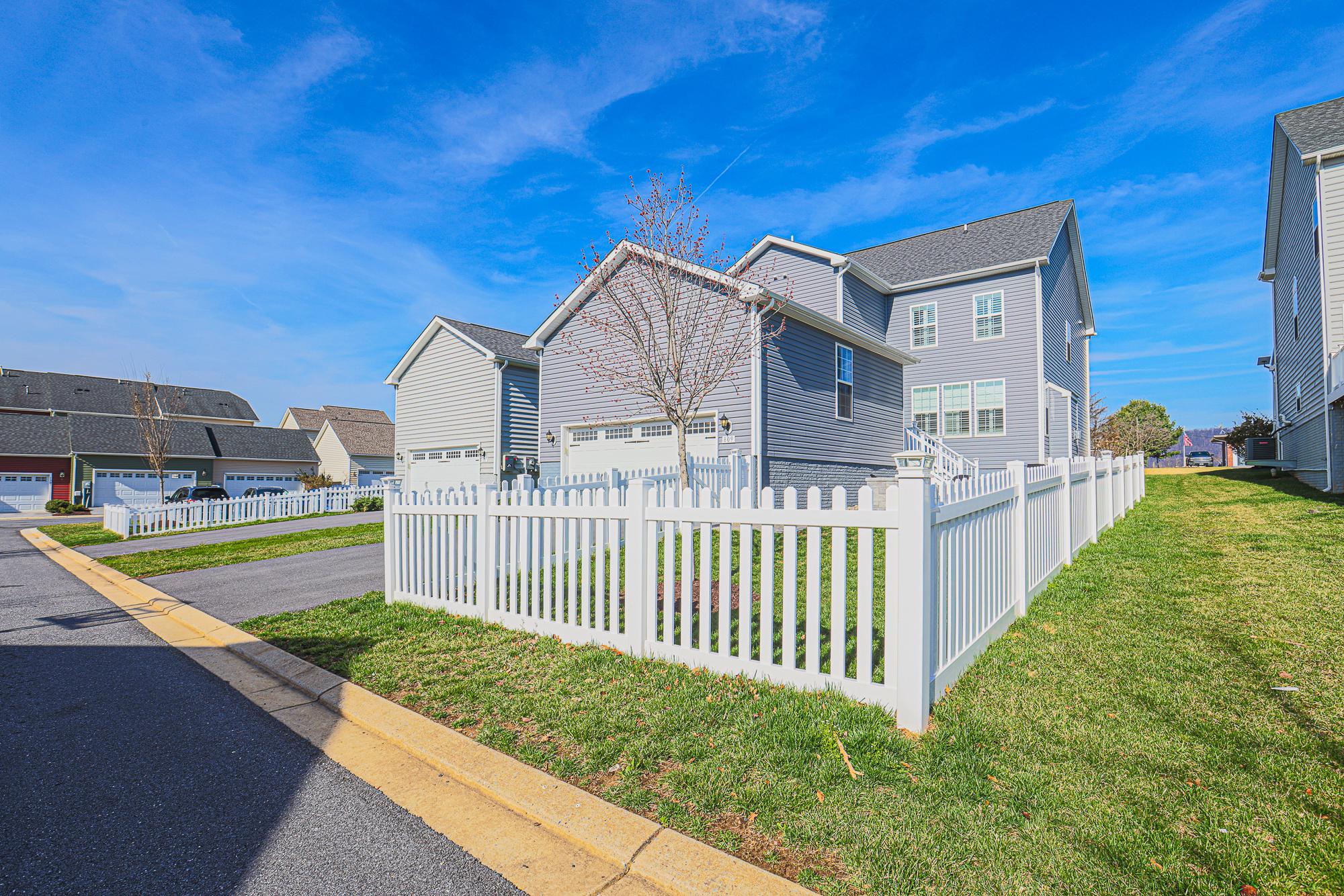 BRUNSWICK CROSSING - Residential